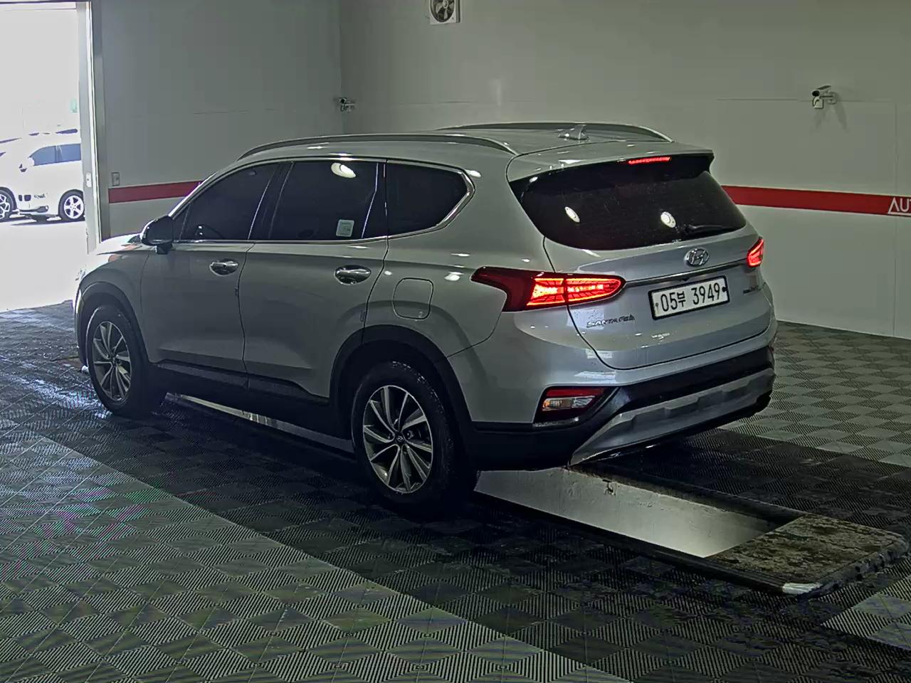 Hyundai Santa Fe 2019 - Image 5
