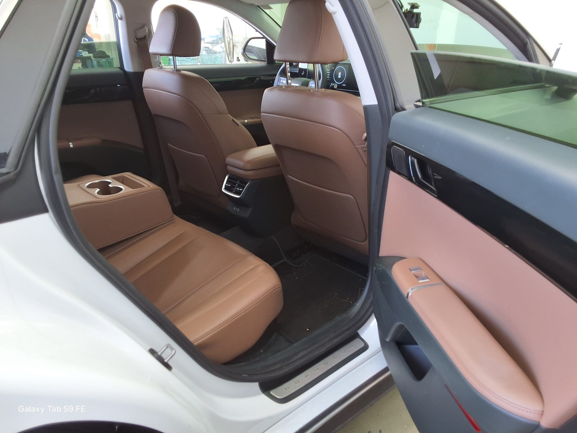 هيونداي جرانجر 2023 - صورة 12