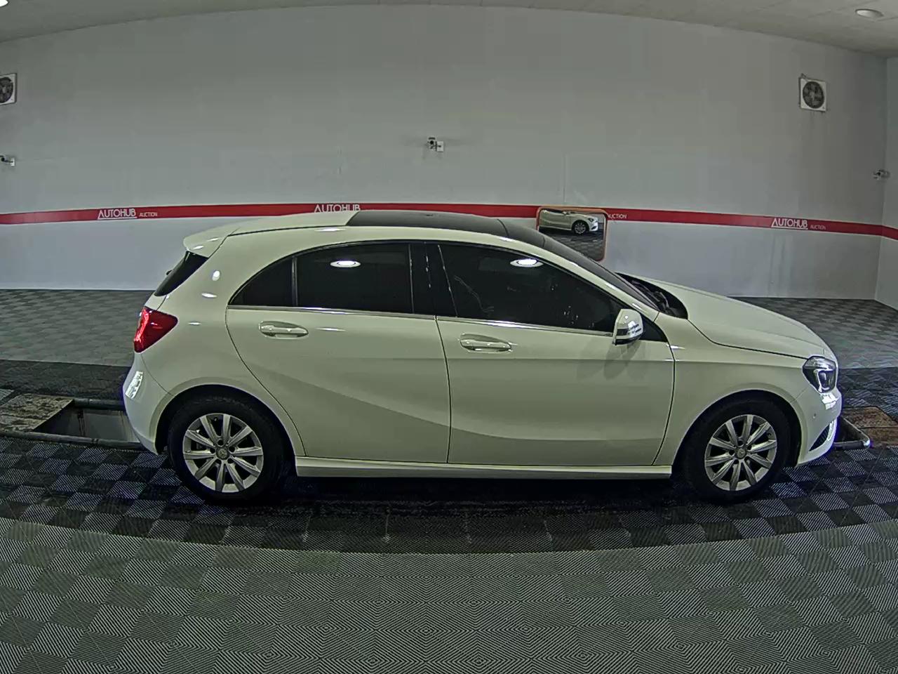 메르세데스-벤츠 A-클래스 2014 - 이미지 3