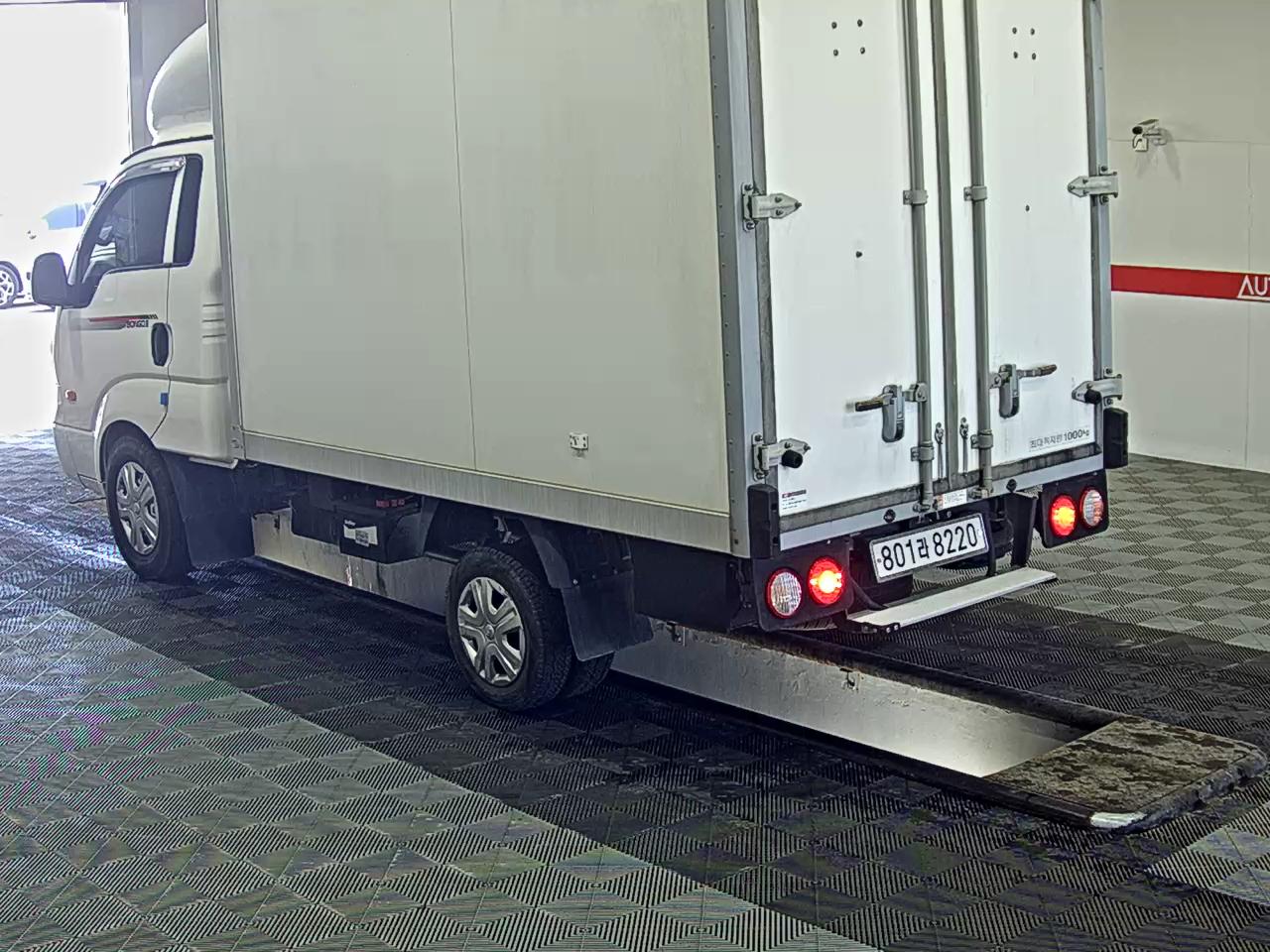 Chrysler Cargo - 5