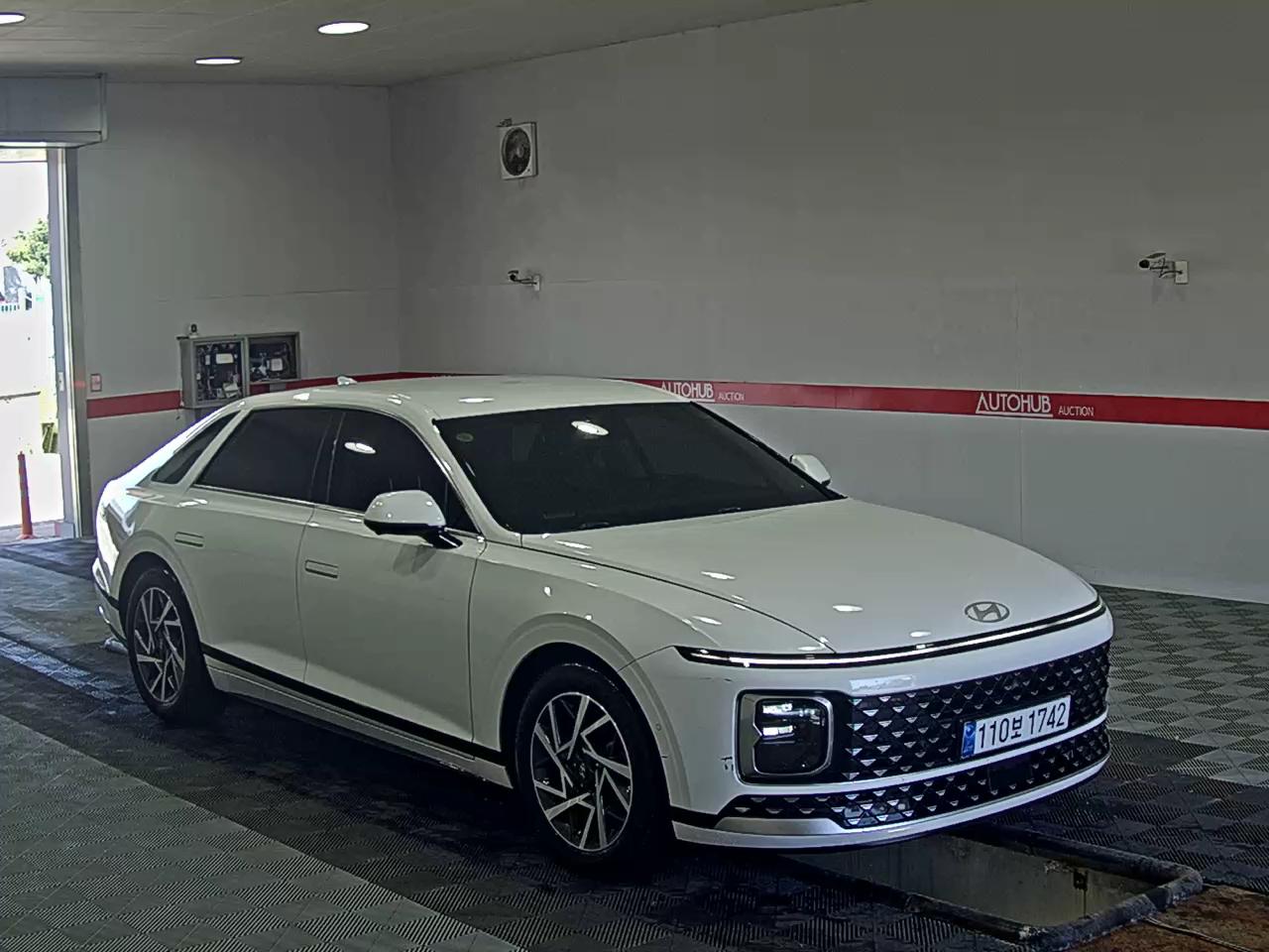 هيونداي جرانجر 2023 - صورة 2