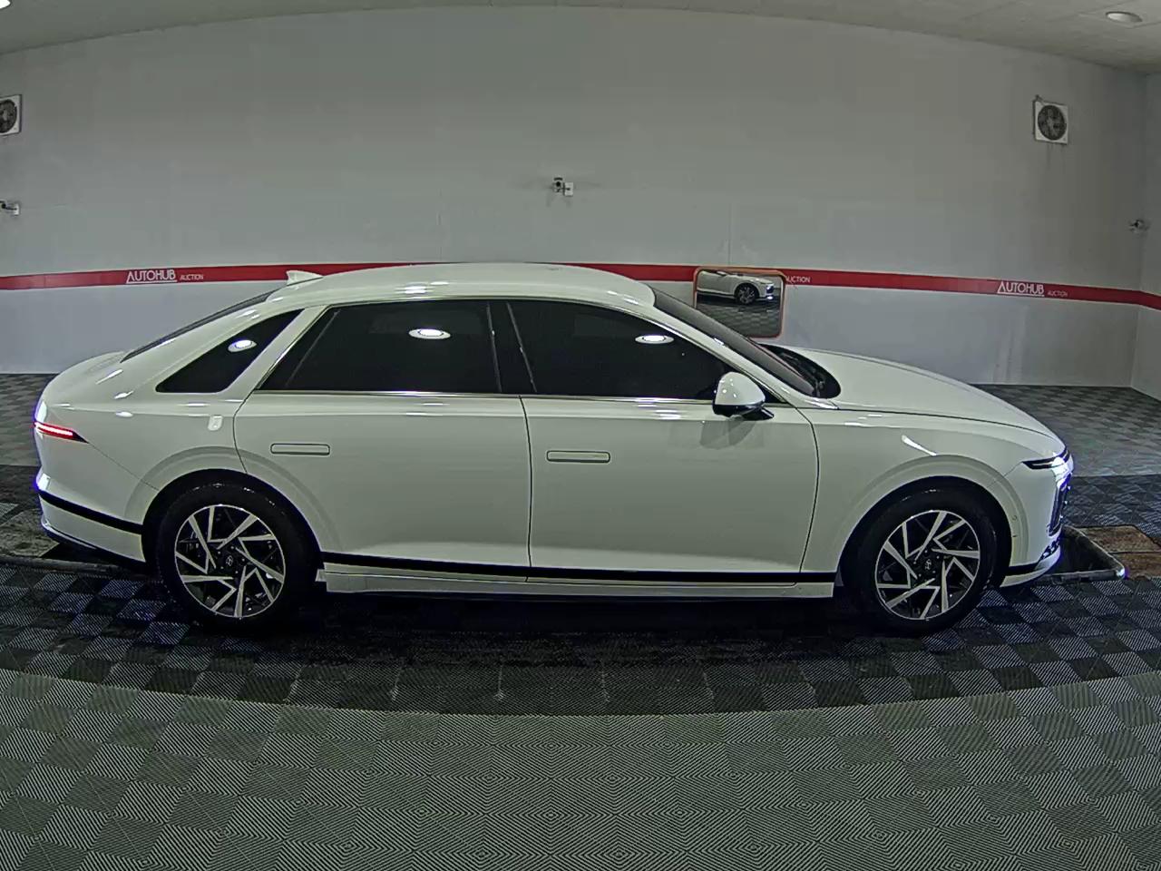 هيونداي جرانجر 2023 - صورة 3