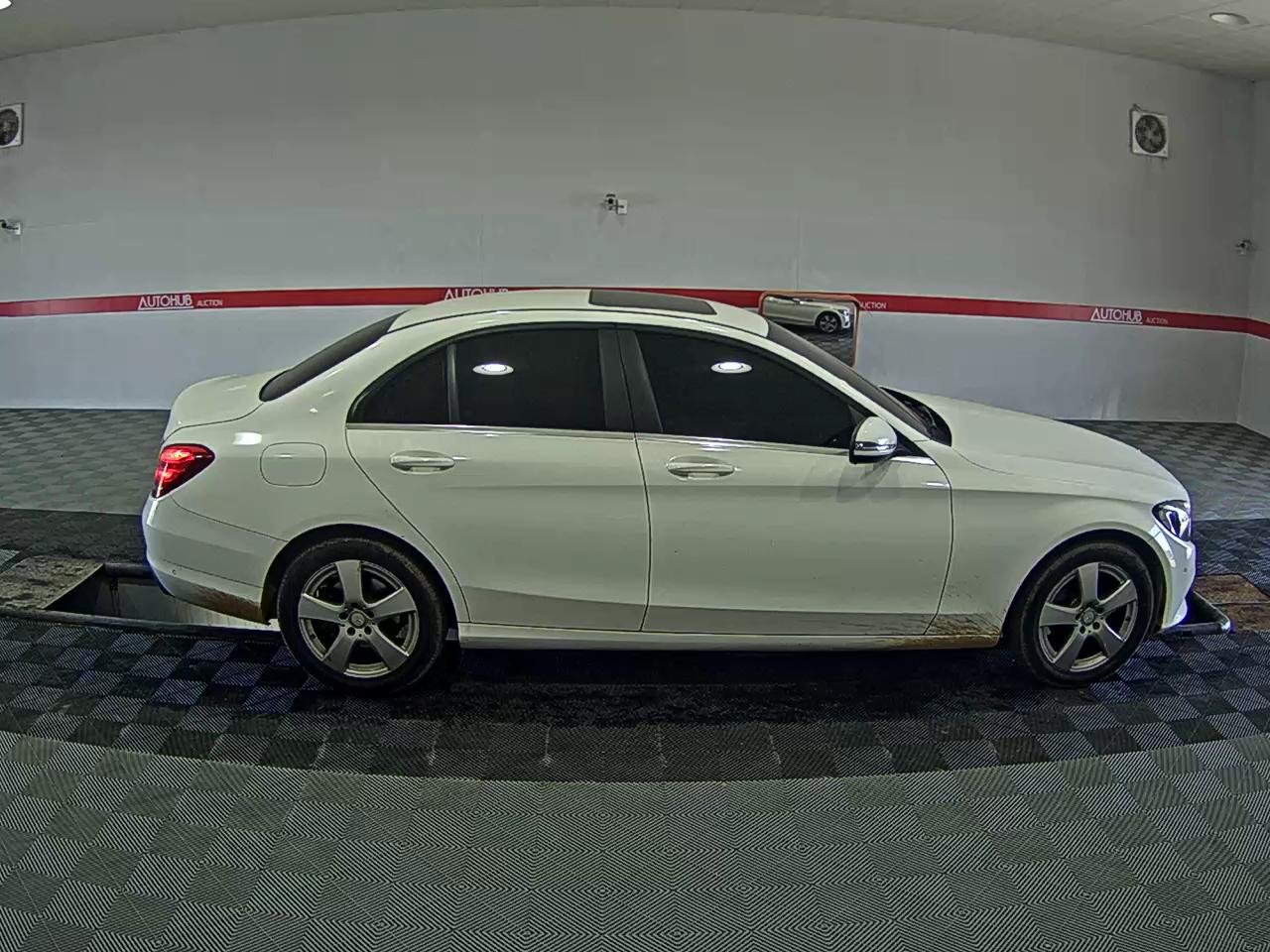 메르세데스-벤츠 C-클래스 2016 - 이미지 3