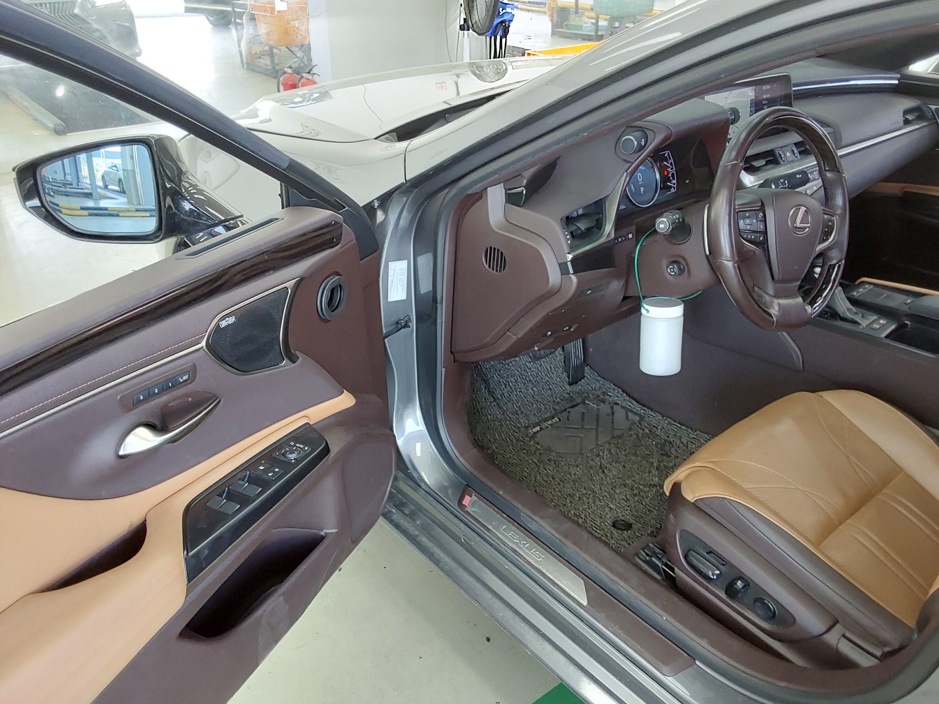 LEXUS ES 2020 - 이미지 9