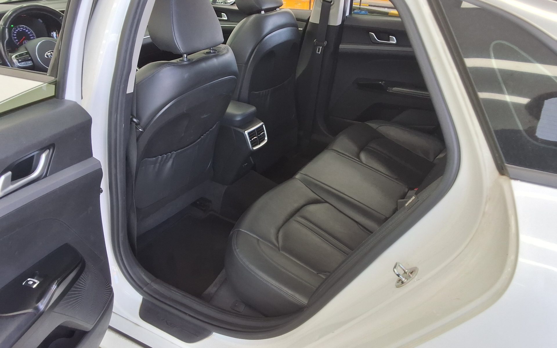 Kia K5 2020 - Image 11