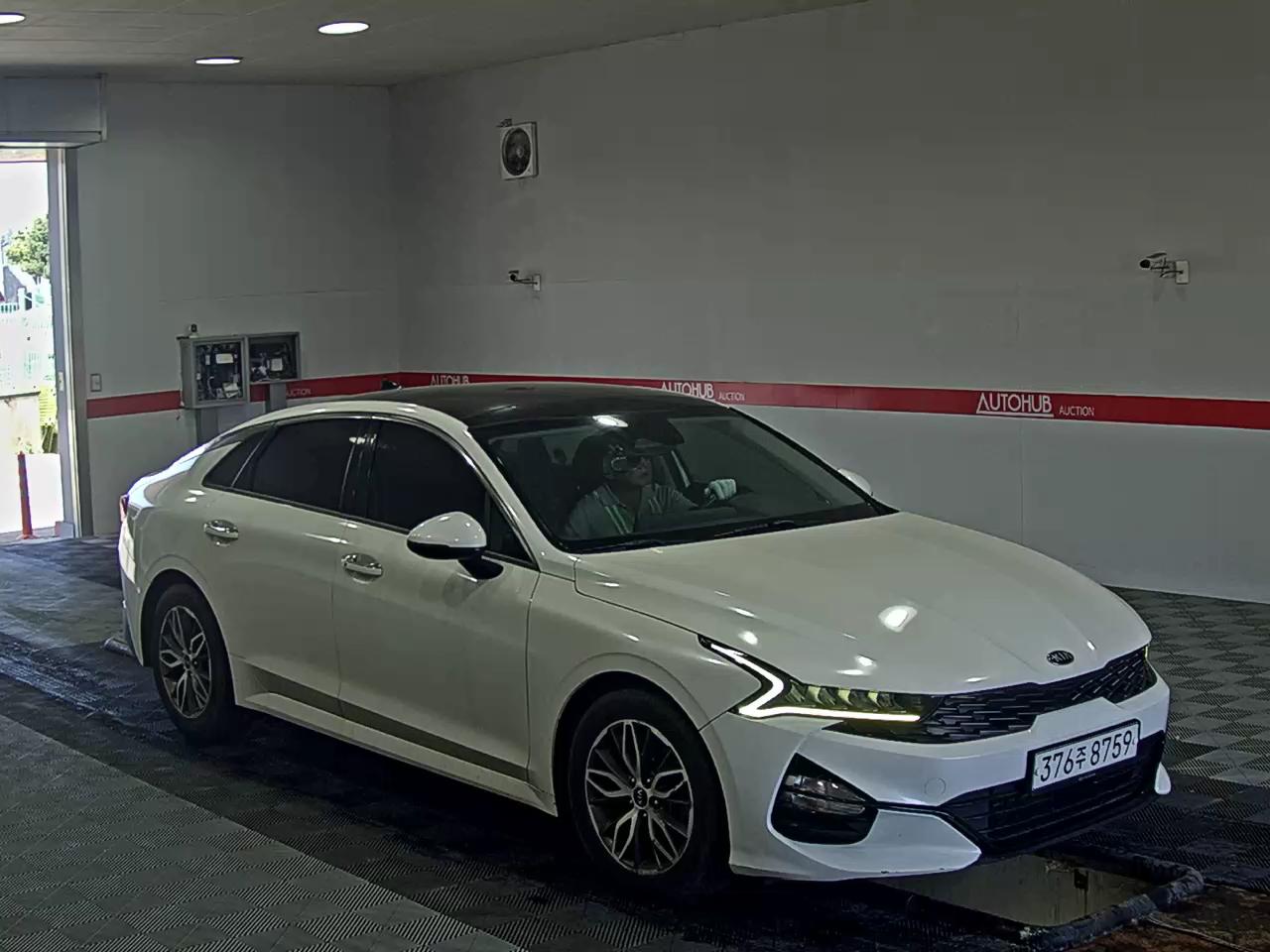 Kia K5 2020 - Image 2