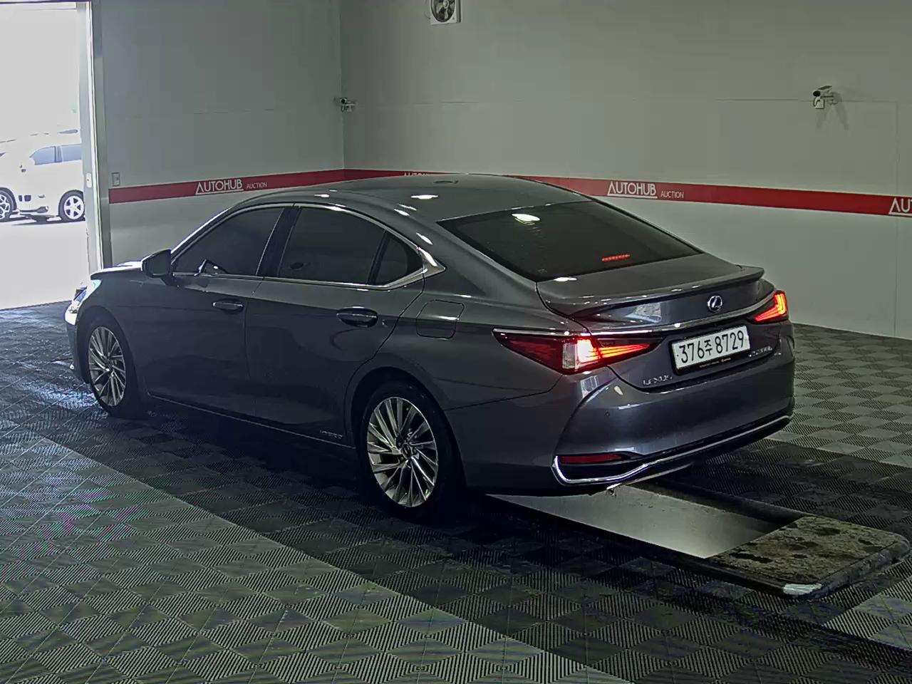 LEXUS ES 2020 - 이미지 5