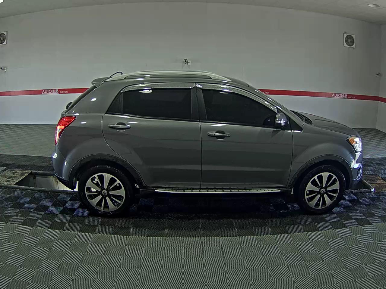 KG Mobility Korando - 3