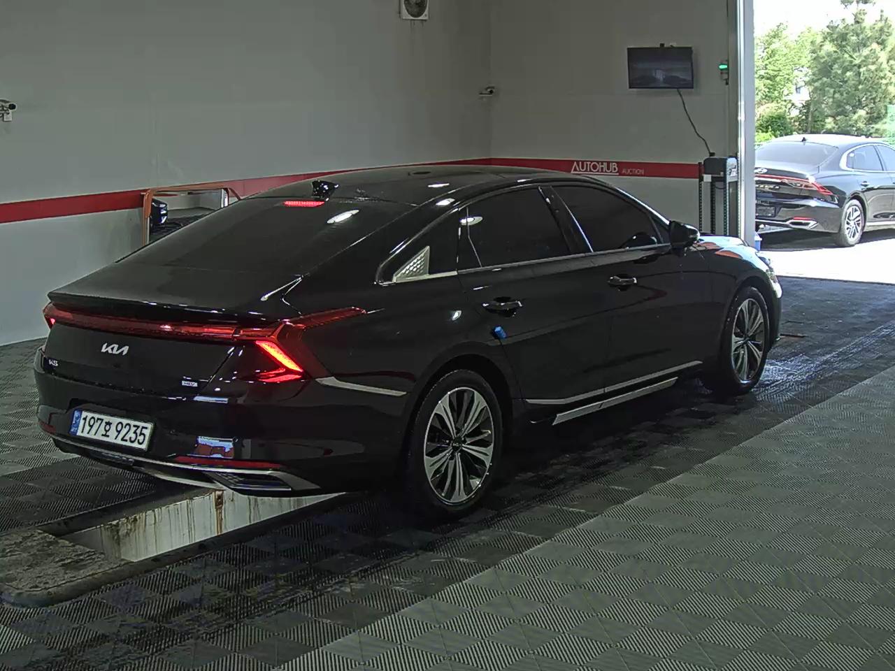 Kia K8 - 4