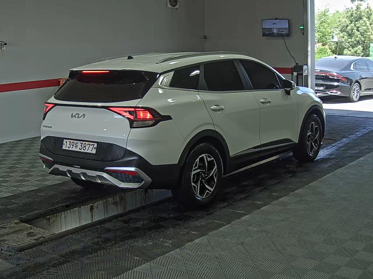 Kia Other 2022 - Image 4