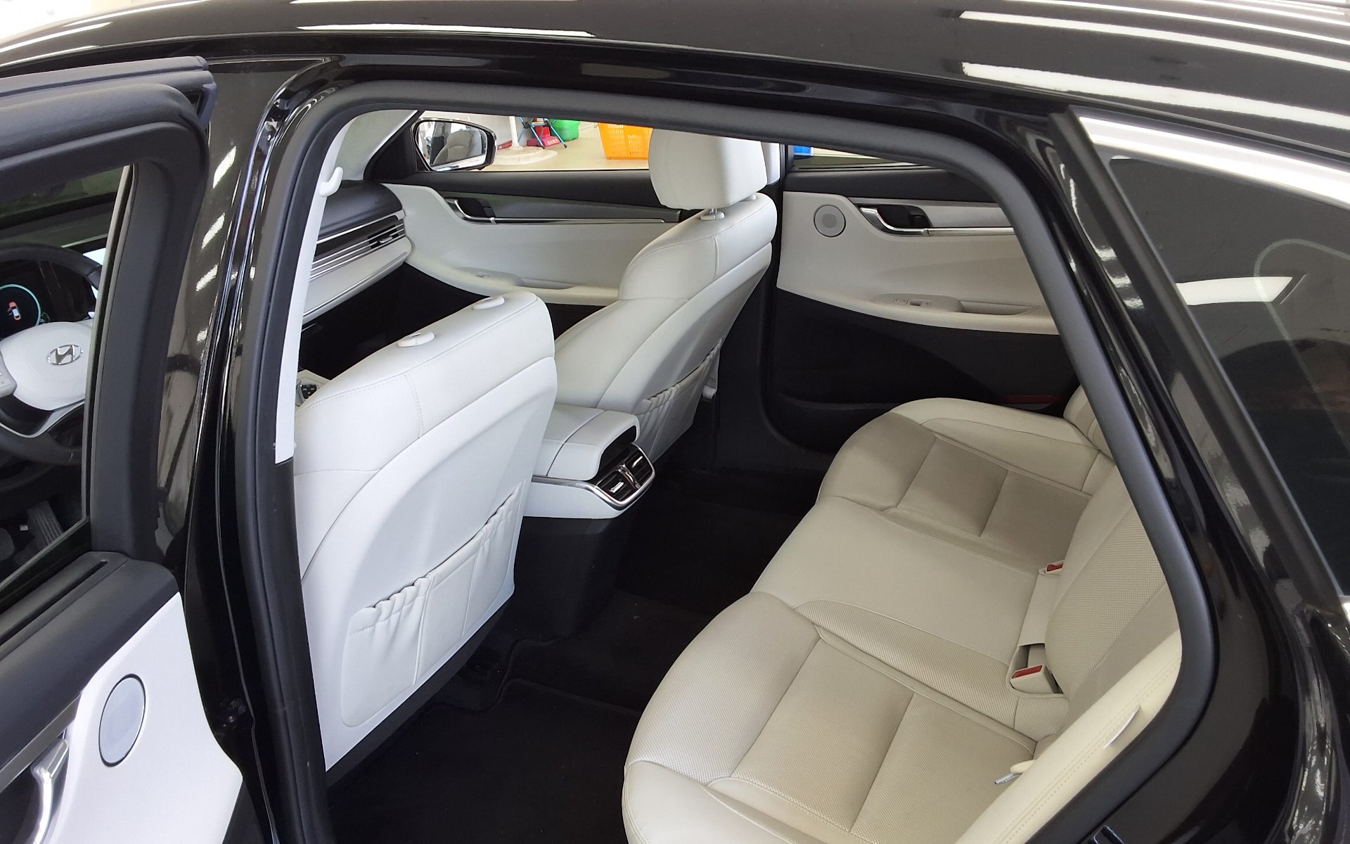 2023 - hyundai grandeur