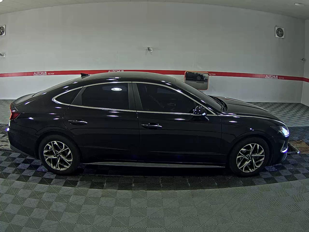 Hyundai Sonata 2021 - Image 3