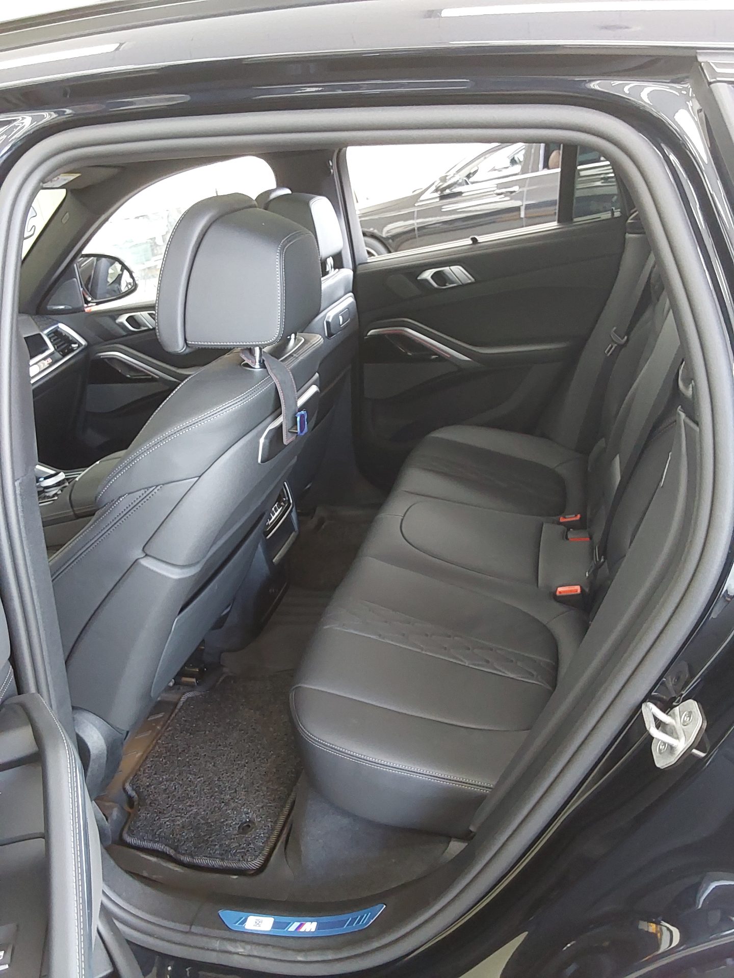 BMW X6 2025 - Image 11