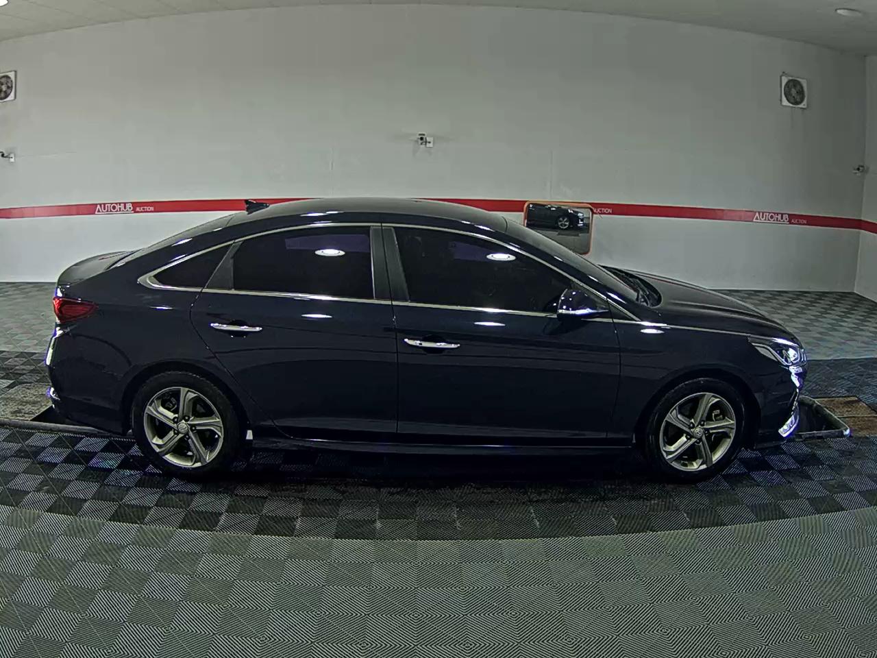 Hyundai Sonata 2018 - Image 3