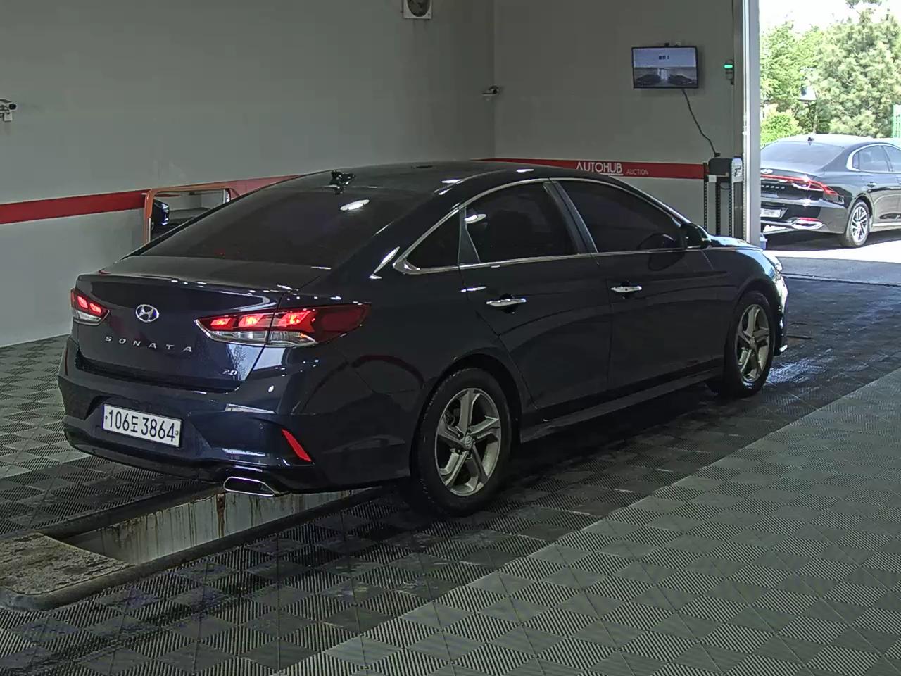 Hyundai Sonata 2018 - Image 4