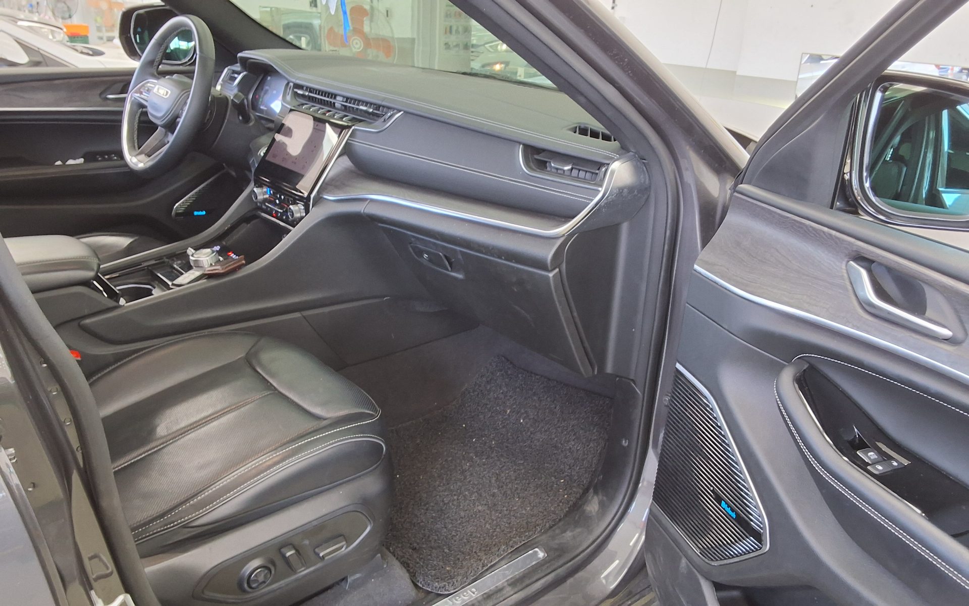 JEEP 그랜드 체로키 2021 - 이미지 13