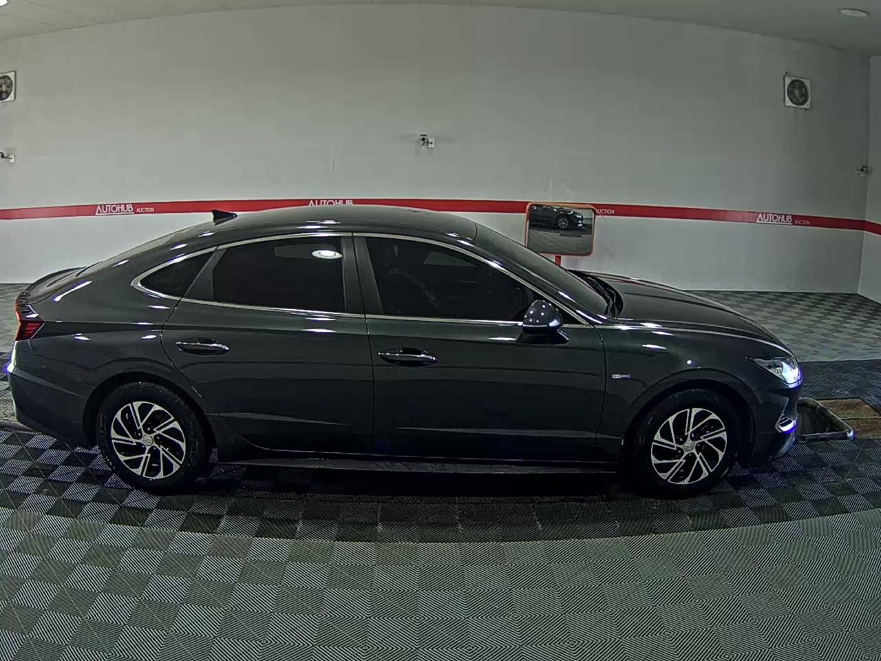 Hyundai Sonata 2020 - Image 3