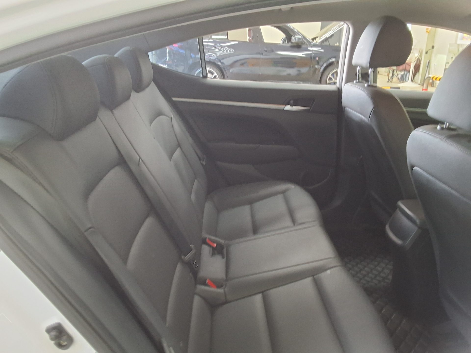 هيونداي إلانترا 2020 - صورة 12