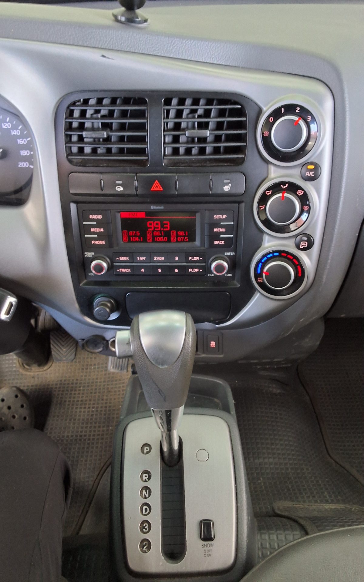 Kia Bongo - 13