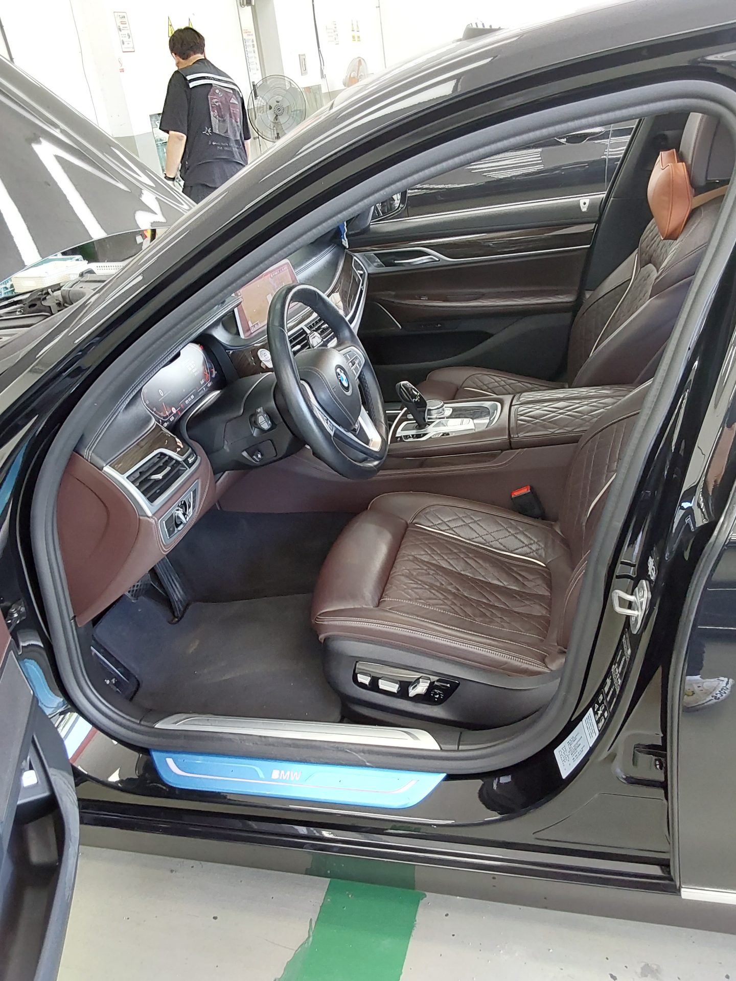 BMW 7 시리즈 2020 - 이미지 9