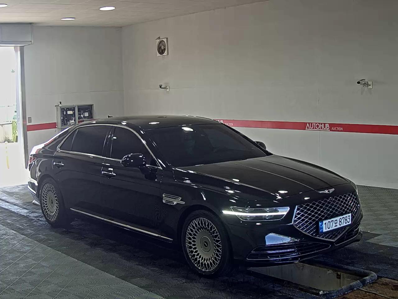 جينيسيس G90 2021 - صورة 2