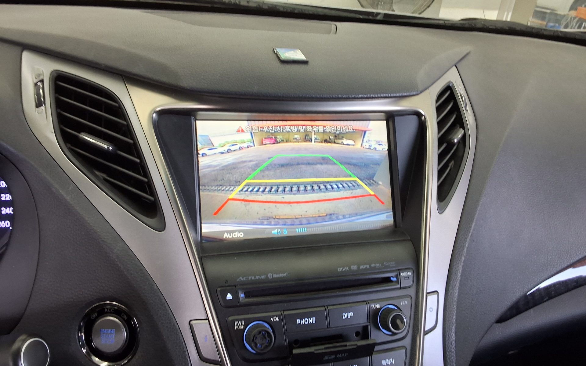 Hyundai Grandeur 2014 - Image 17