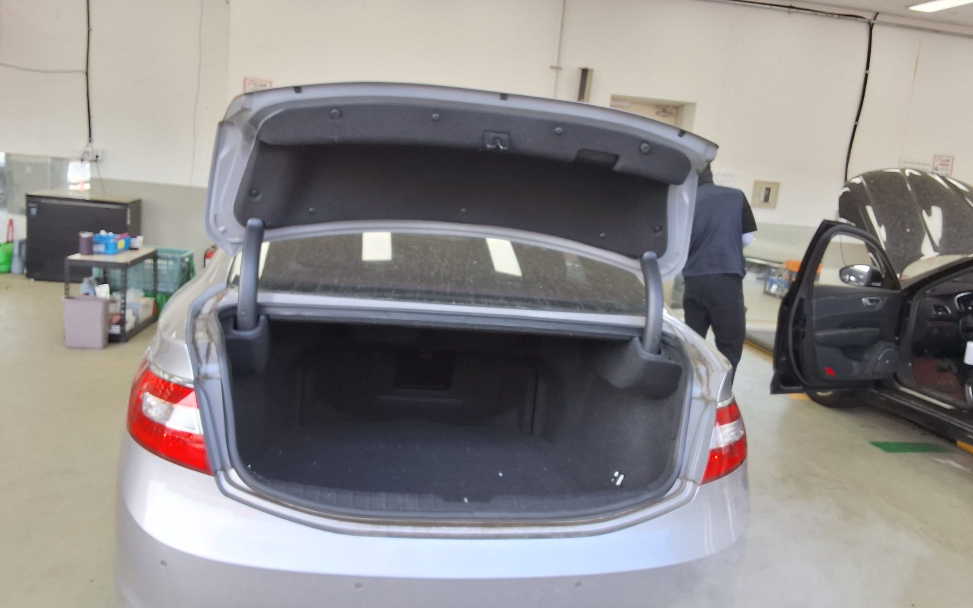 Hyundai Grandeur 2014 - Image 14