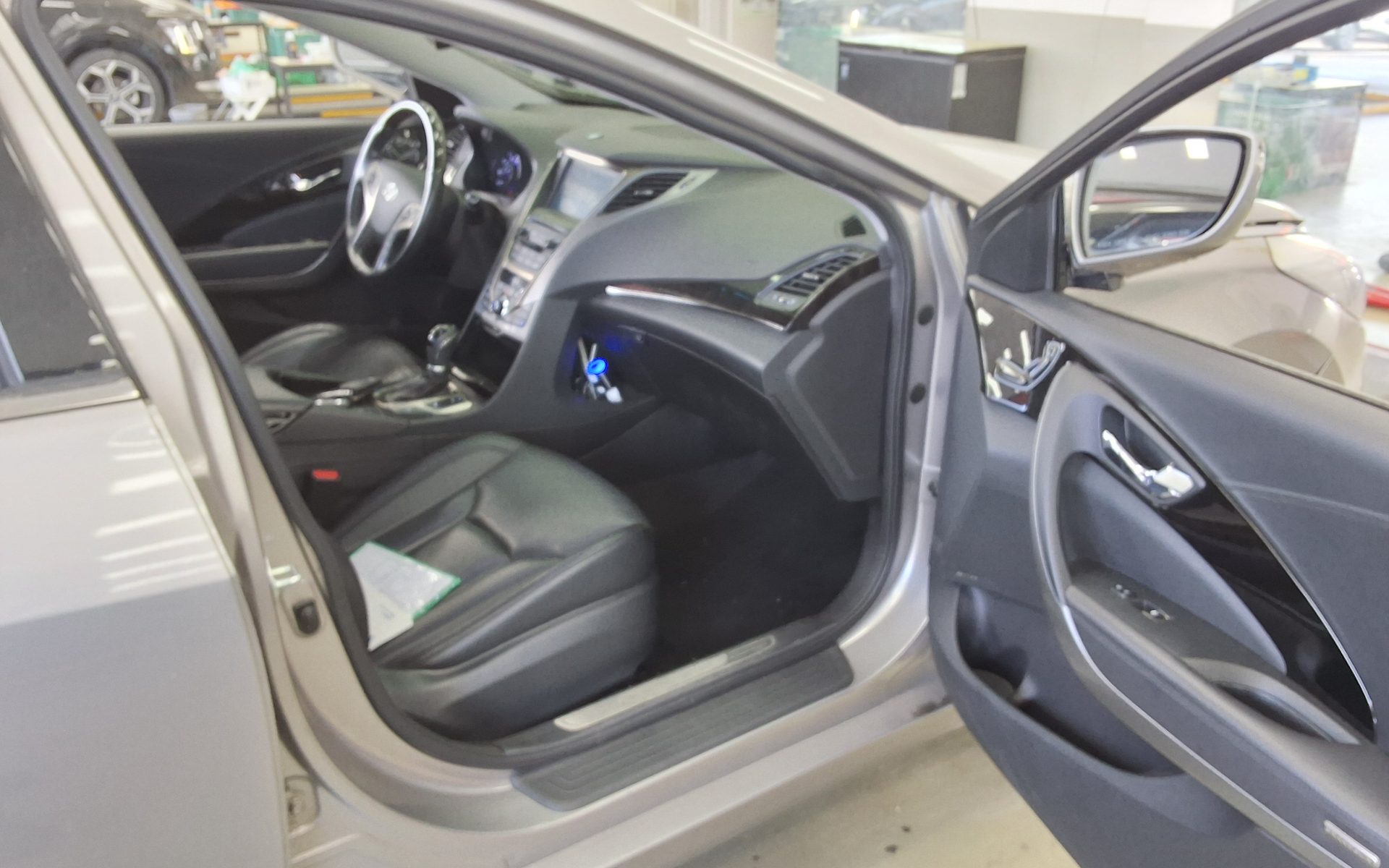 Hyundai Grandeur 2014 - Image 13