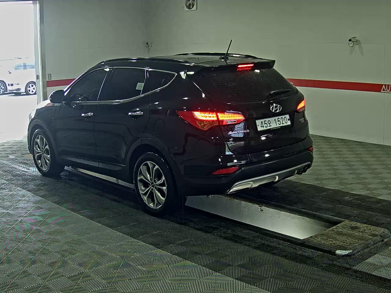 Hyundai Santa Fe 2015 - Image 5