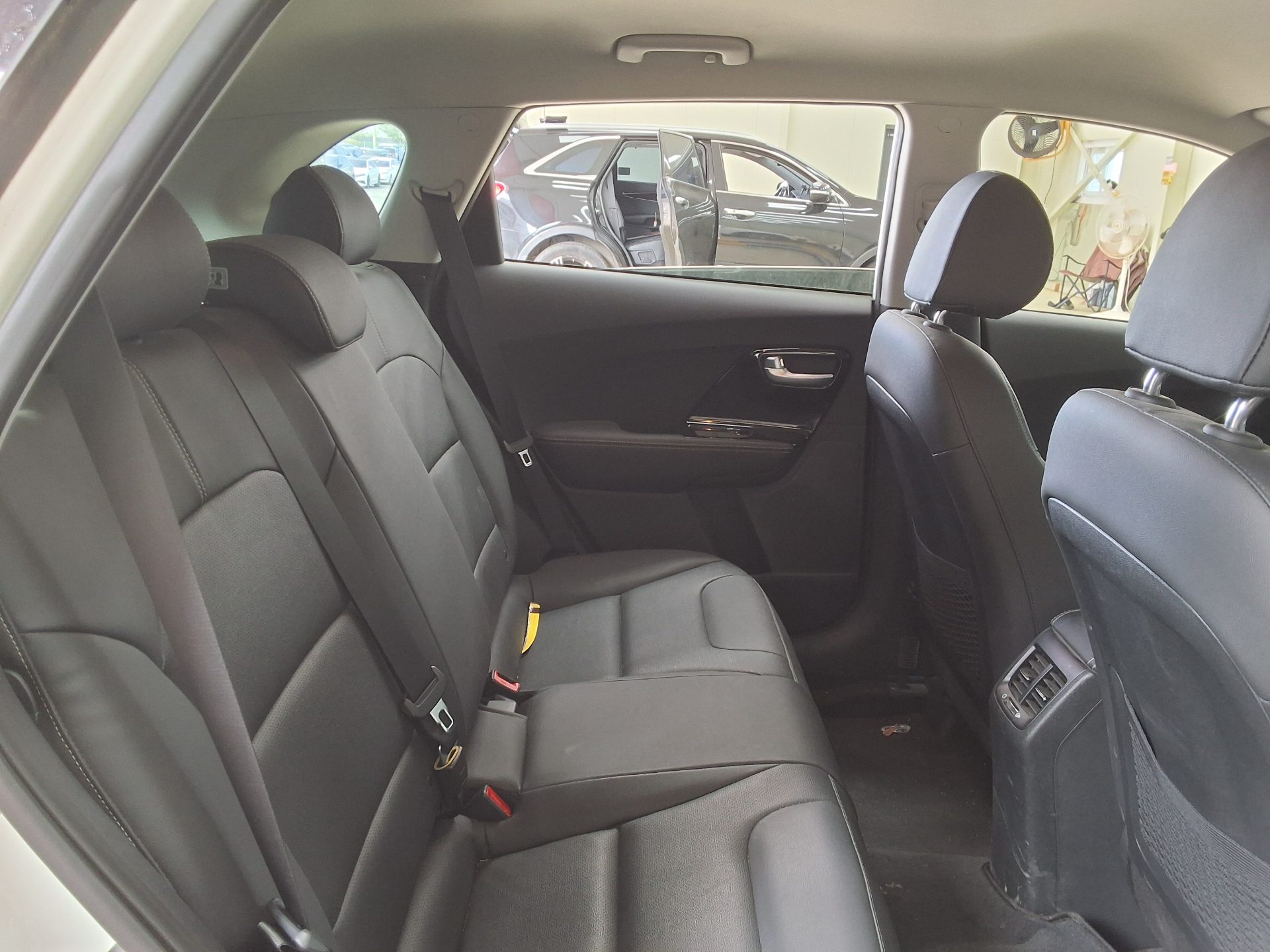 Kia Niro - 12