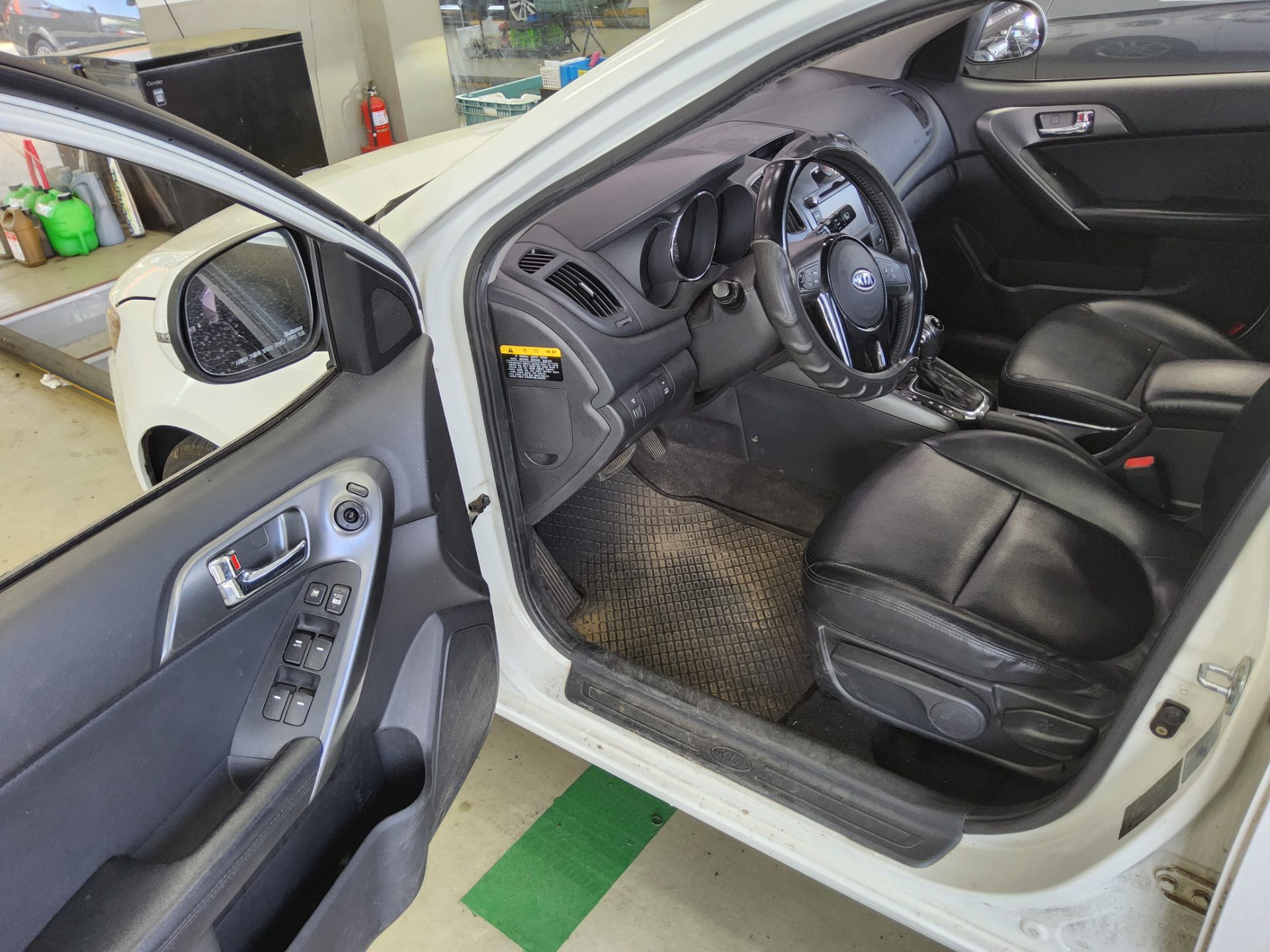 Kia Forte 2013 - Image 9