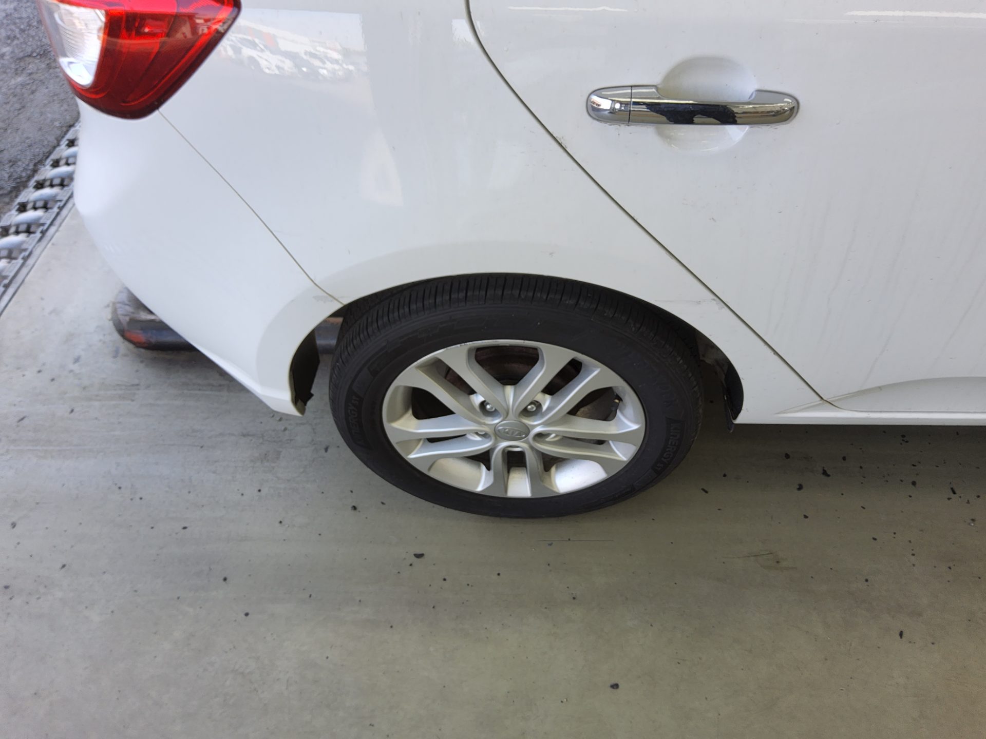 Kia Forte 2013 - Image 20
