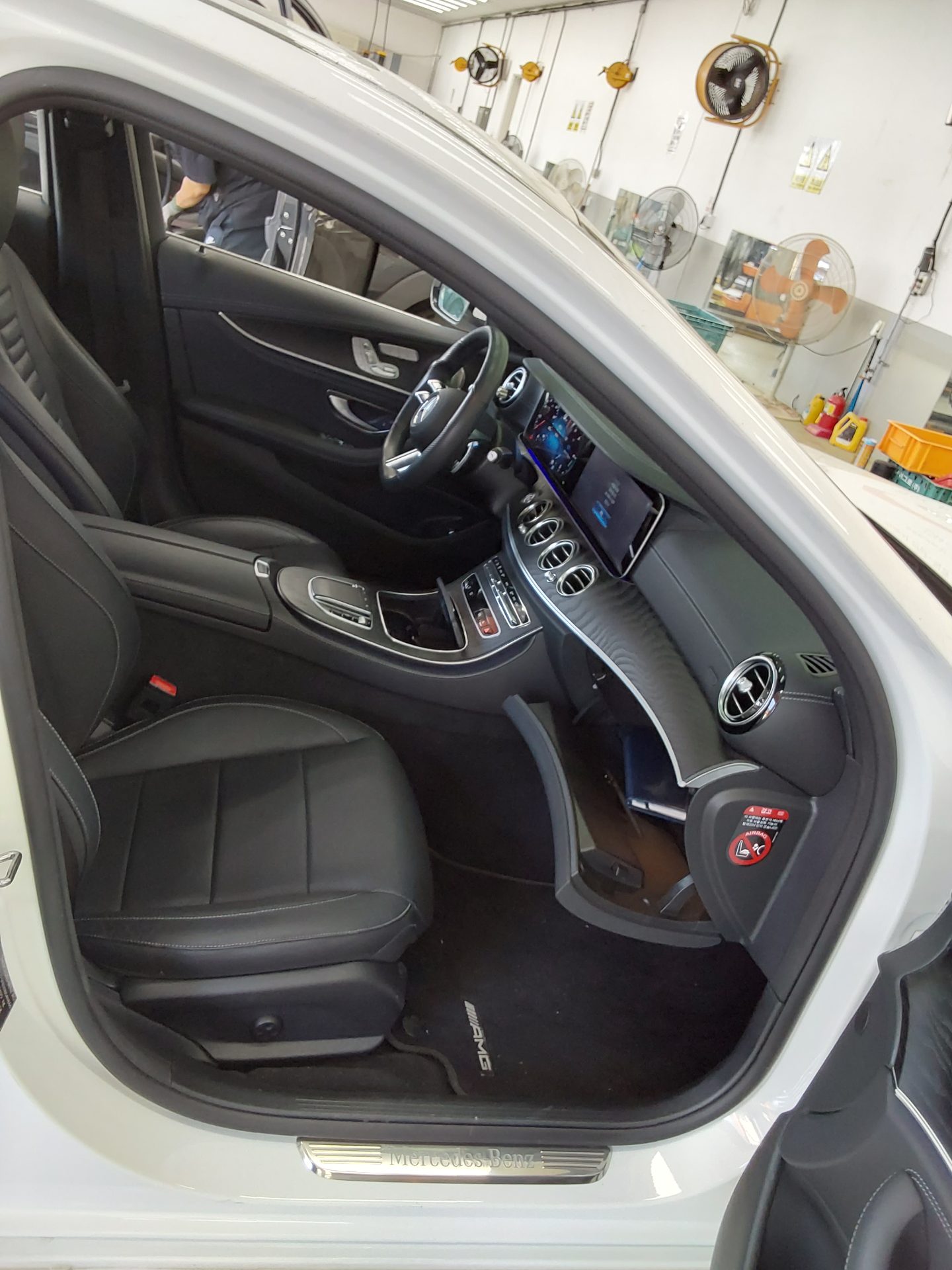 2022 - mercedes-benz e220d
