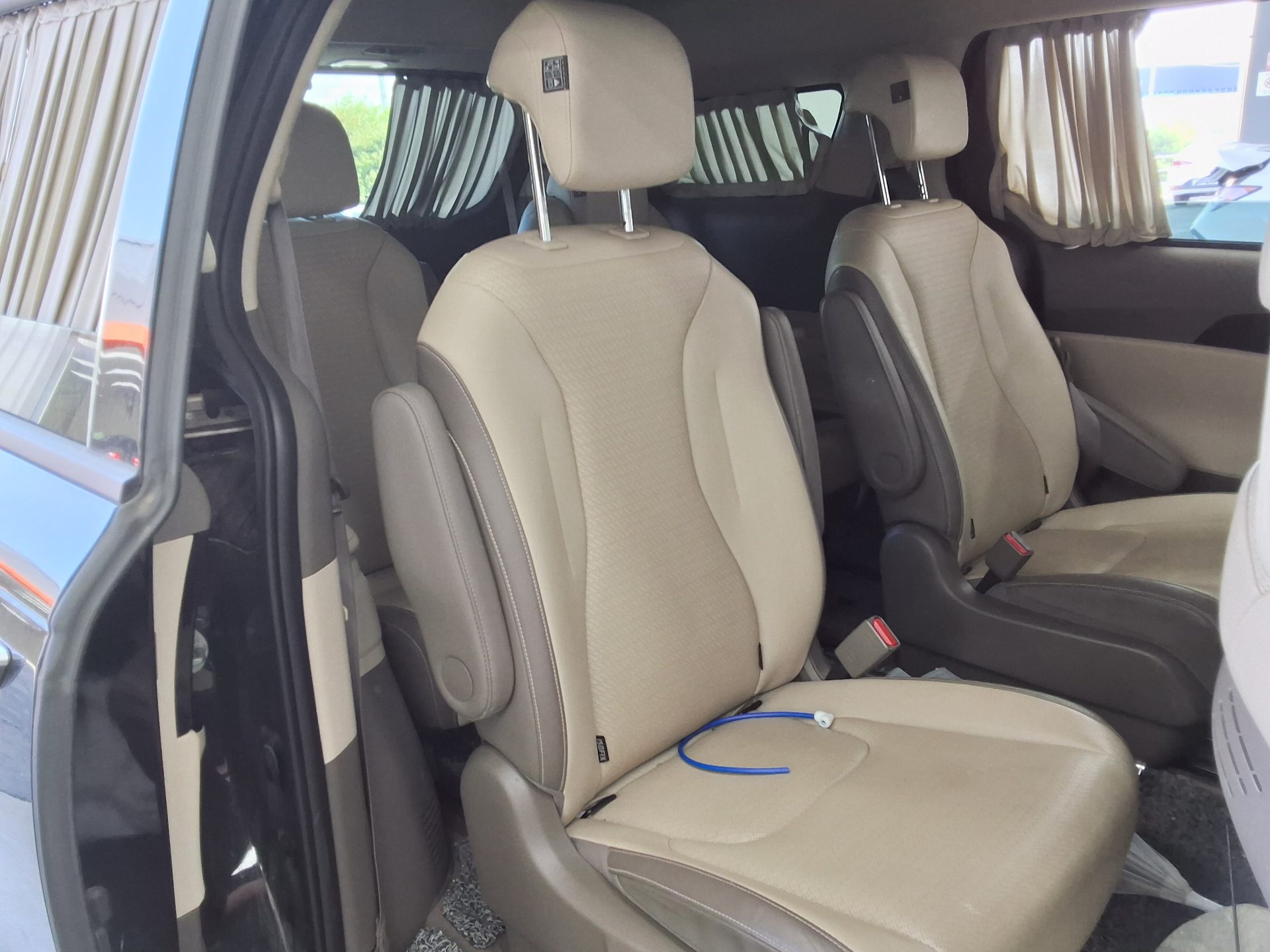 2023 - kia carnival