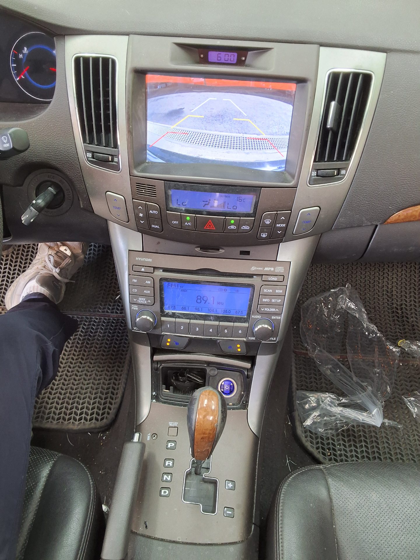 Hyundai Sonata 2008 - Image 10
