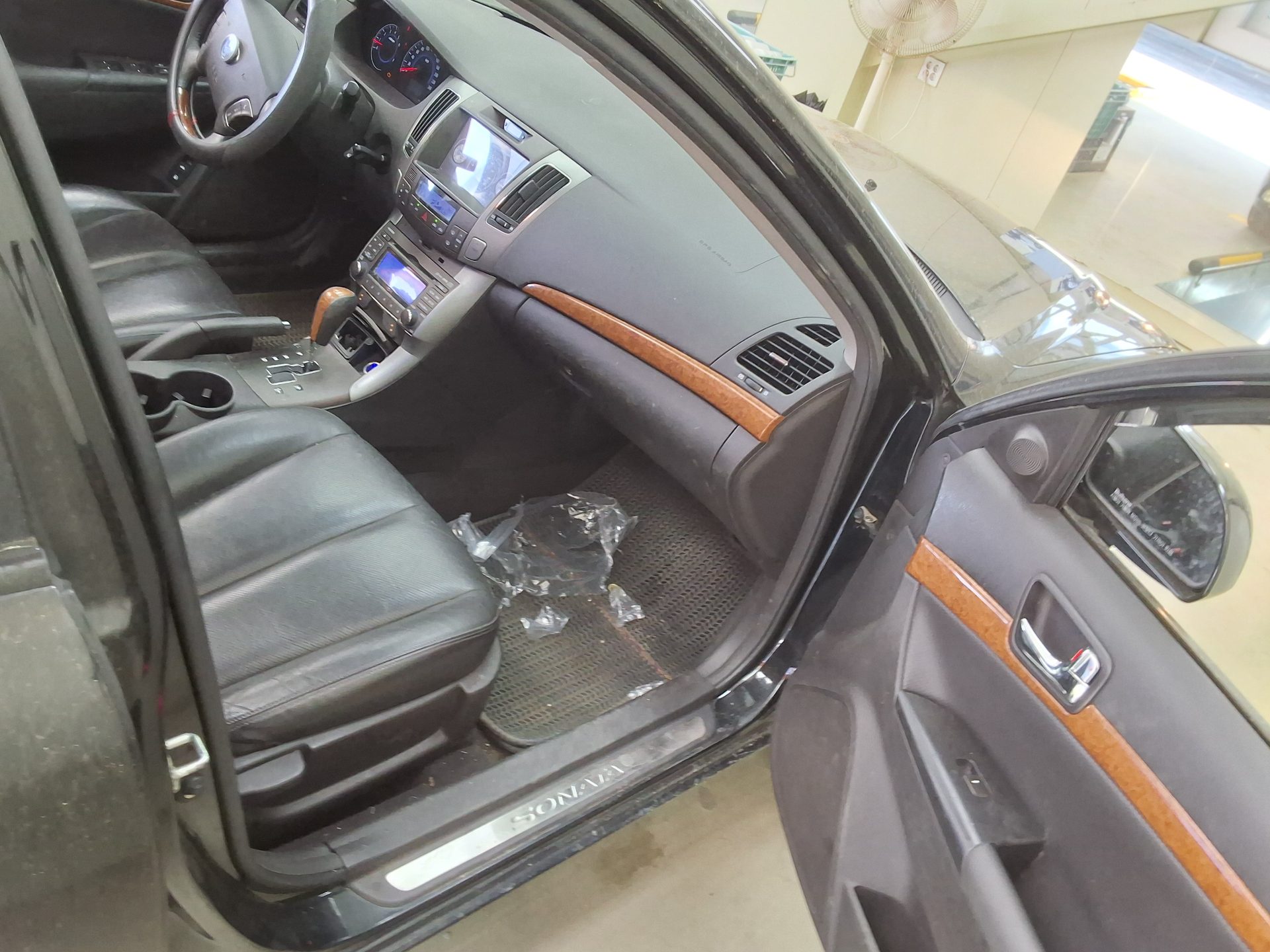 Hyundai Sonata 2008 - Image 13