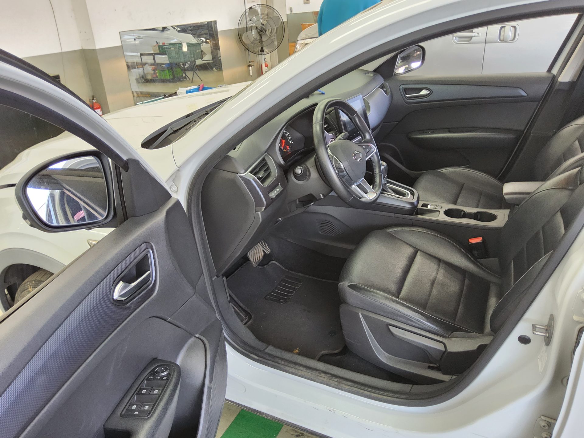 Renault Samsung XM3 2020 - Image 9