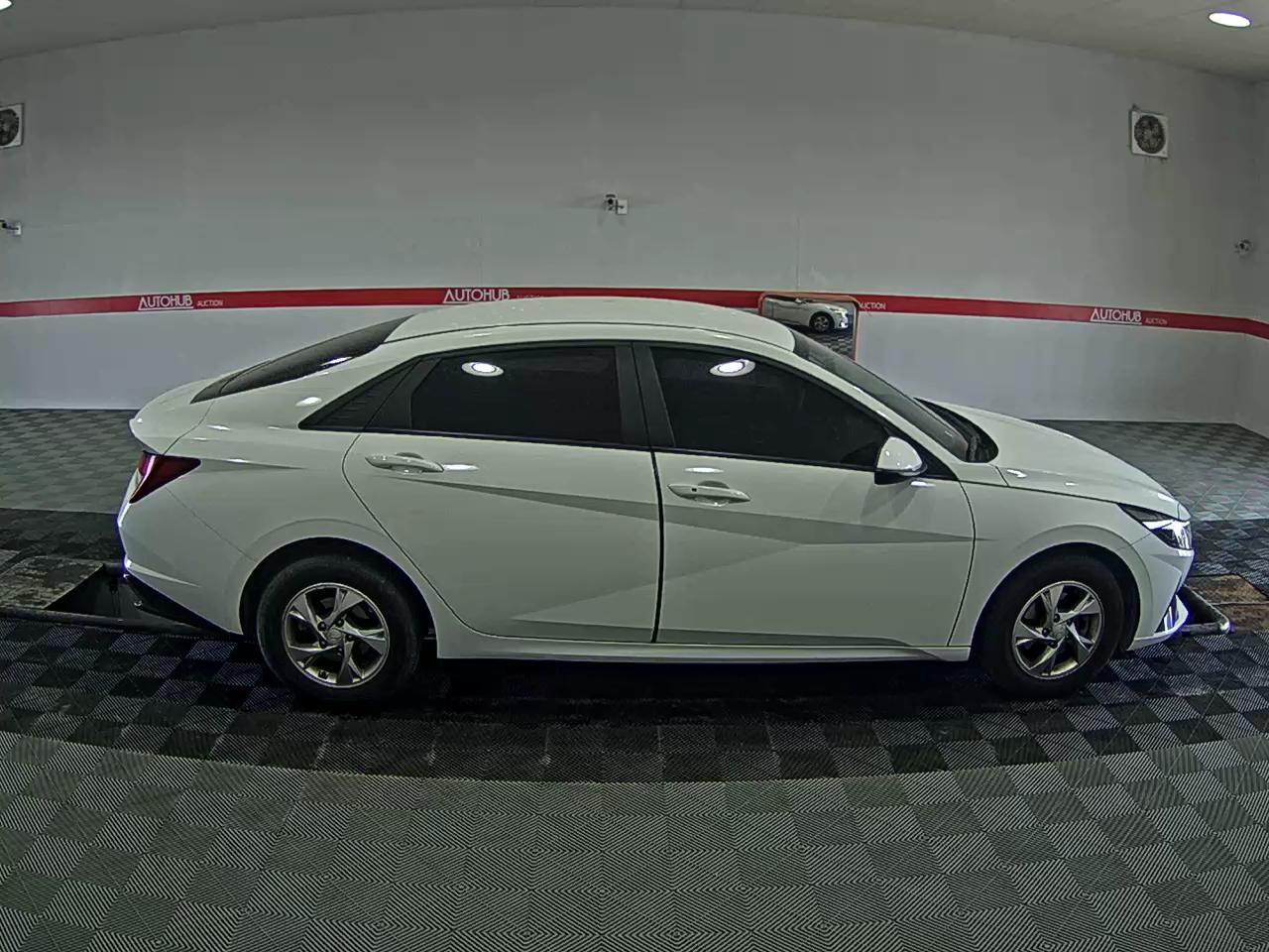 현대자동차 아반떼 2021 - 이미지 3