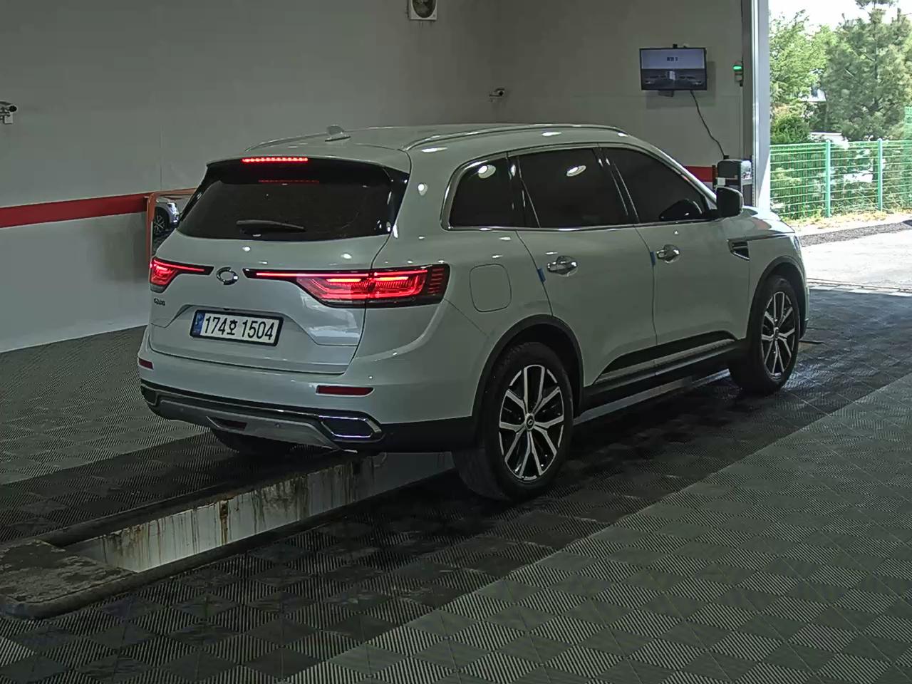 2023 - renault qm6