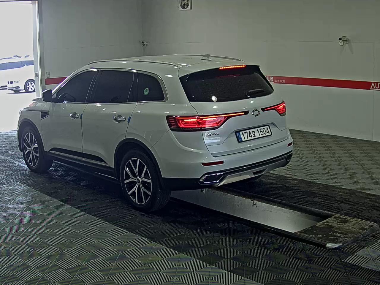 2023 - renault qm6