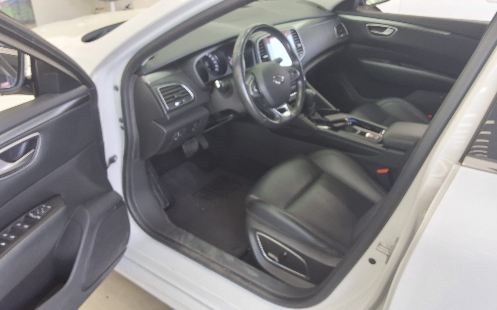 Renault Samsung SM6 2020 - Image 9