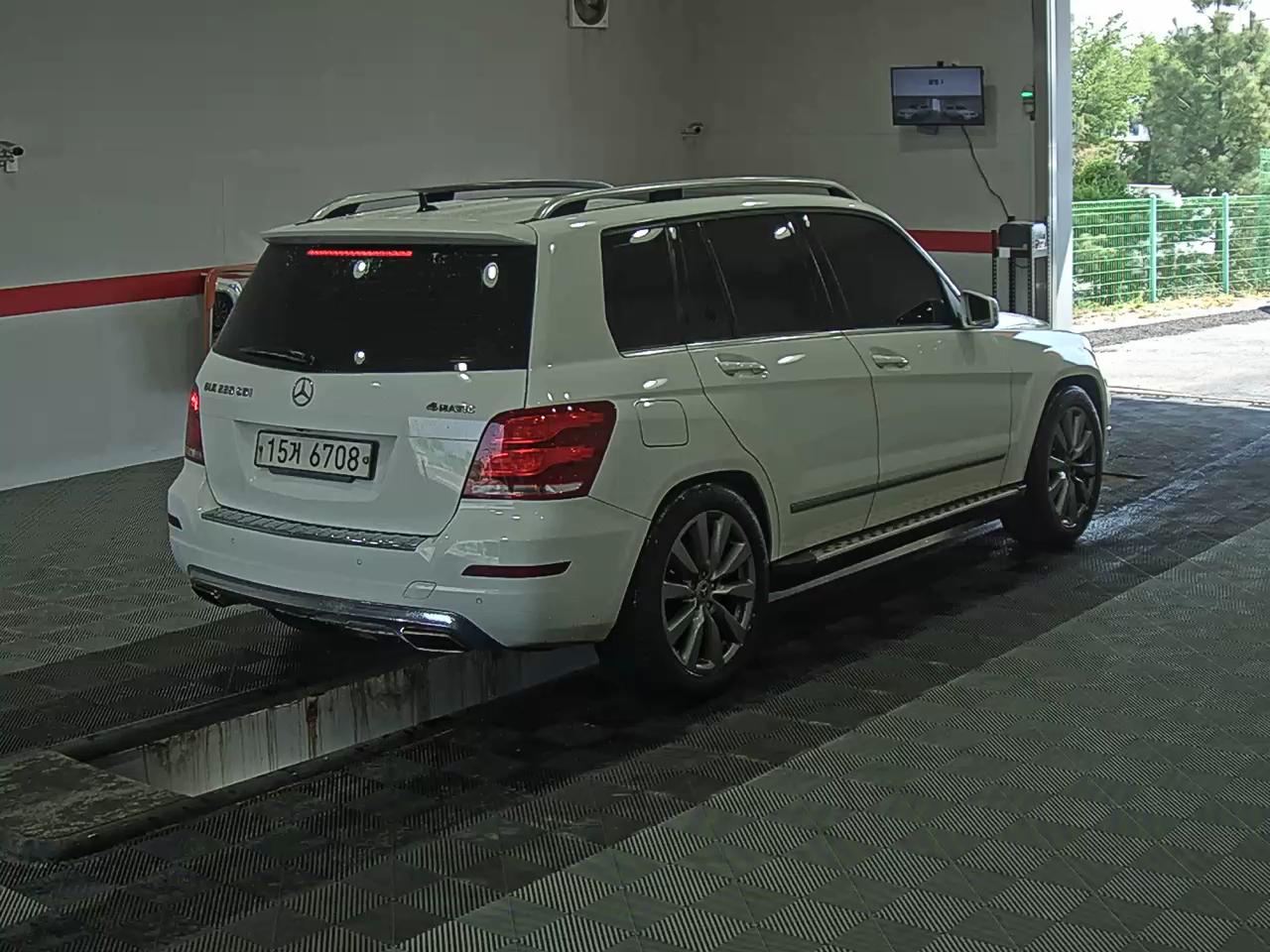 메르세데스-벤츠 GLK 2015 - 이미지 4