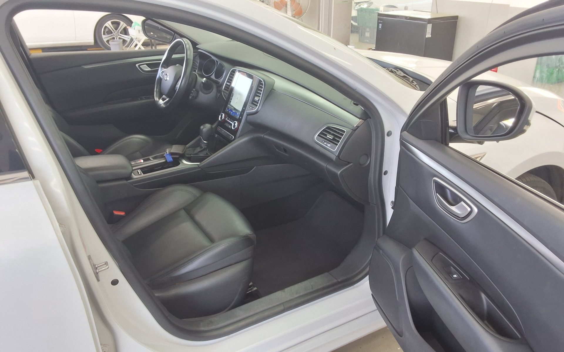 Renault Samsung SM6 2020 - Image 13