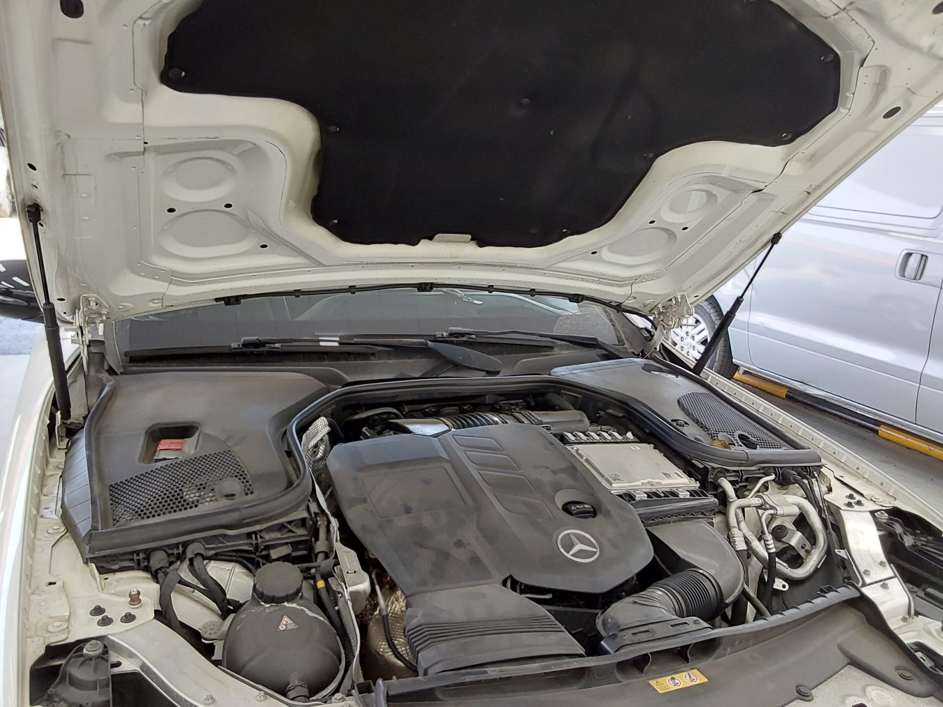 مرسيدس بنز إي كلاس 2017 - صورة 19