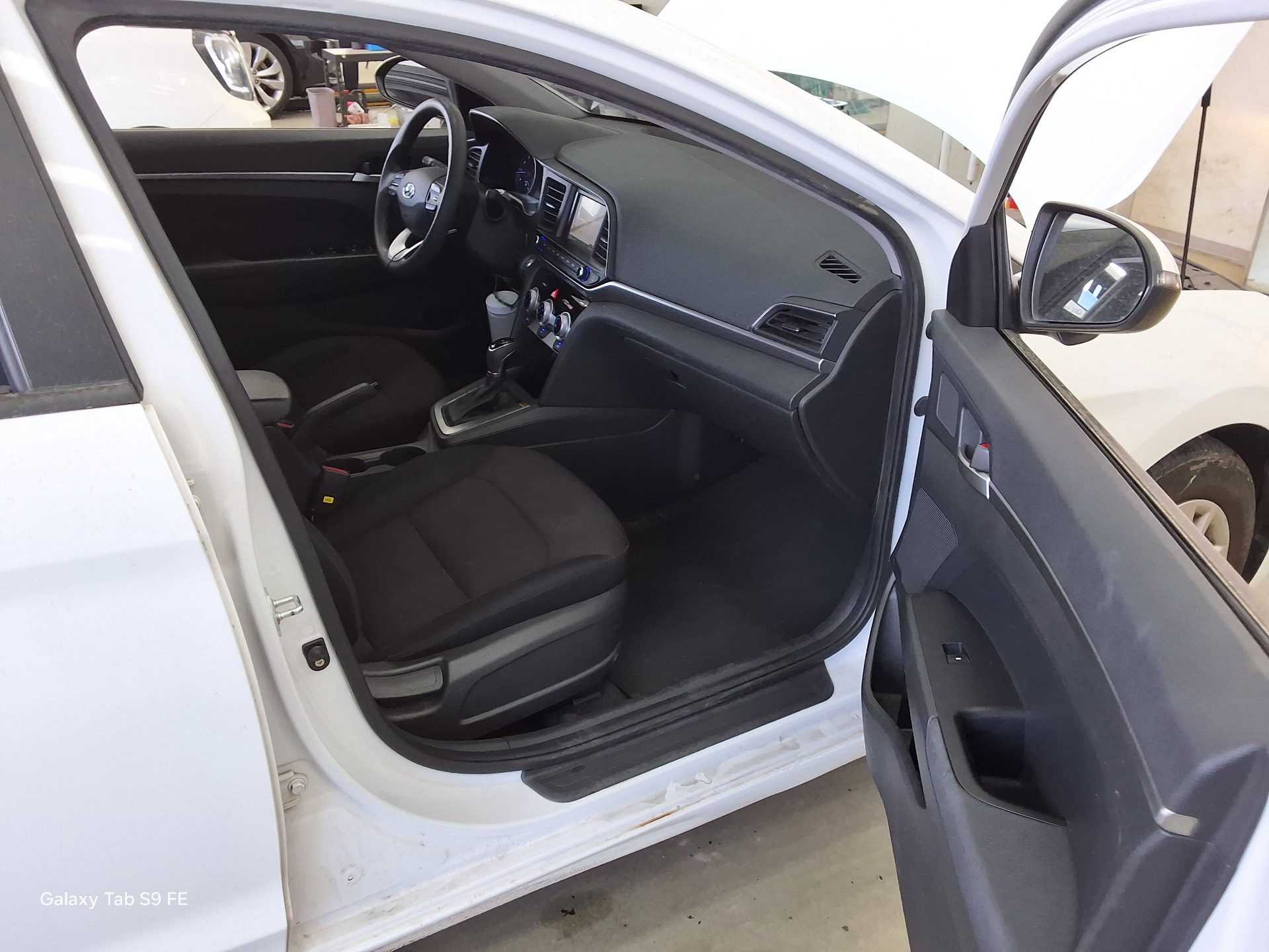 هيونداي إلانترا 2019 - صورة 13