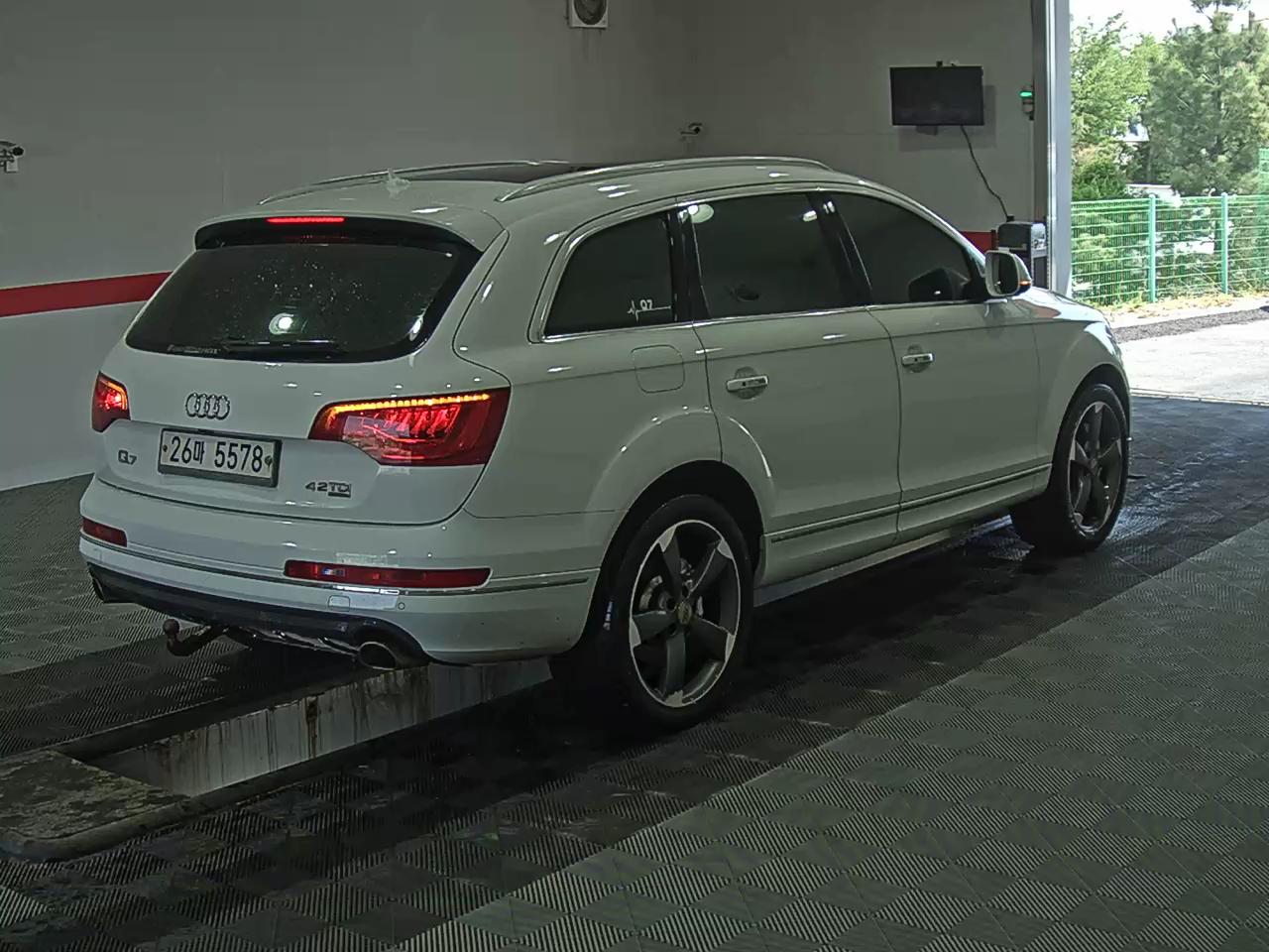 아우디 Q7 2013 - 이미지 4