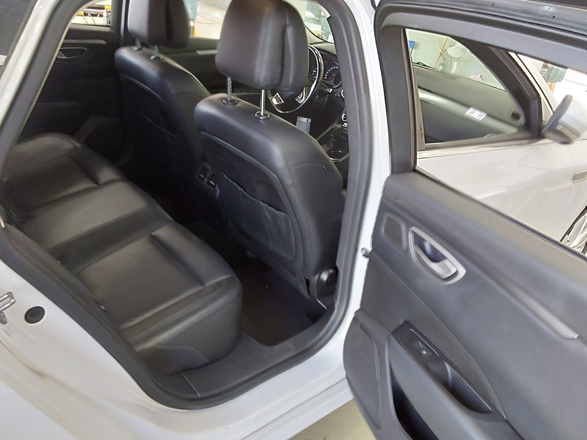 Renault Samsung SM6 2020 - Image 13