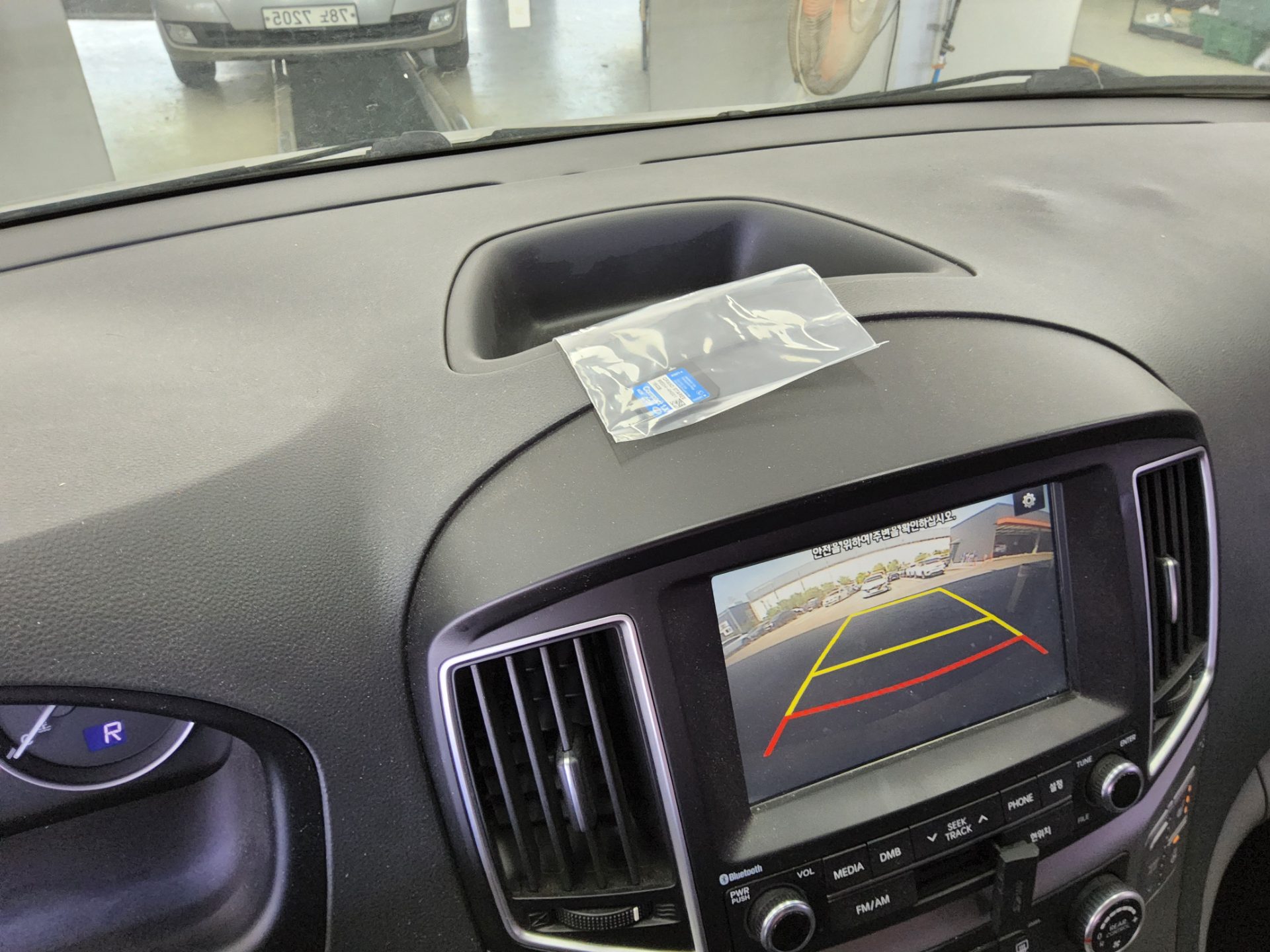 Hyundai Grand Starex 2018 - Image 17