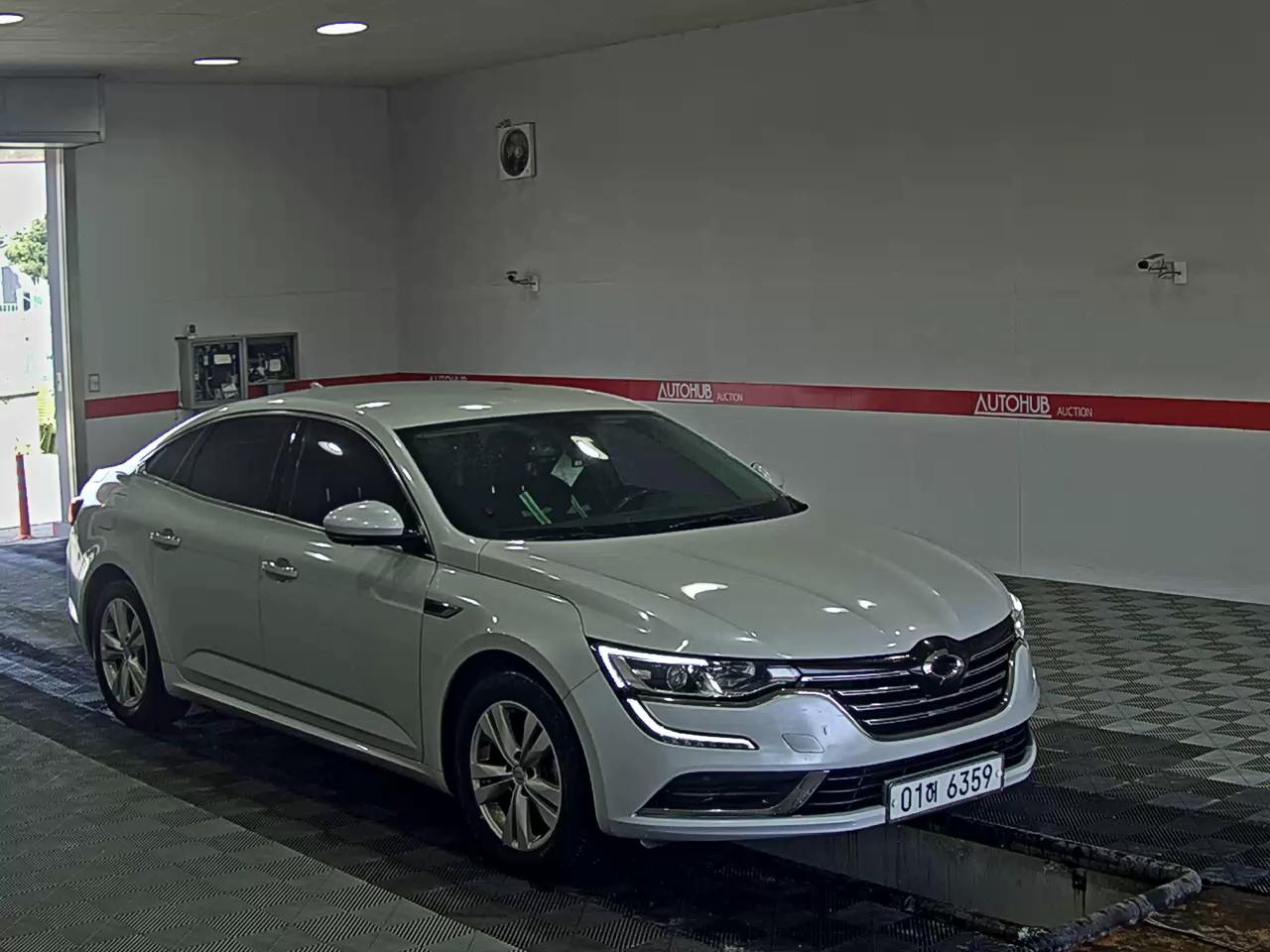 Renault Samsung SM6 2020 - Image 2