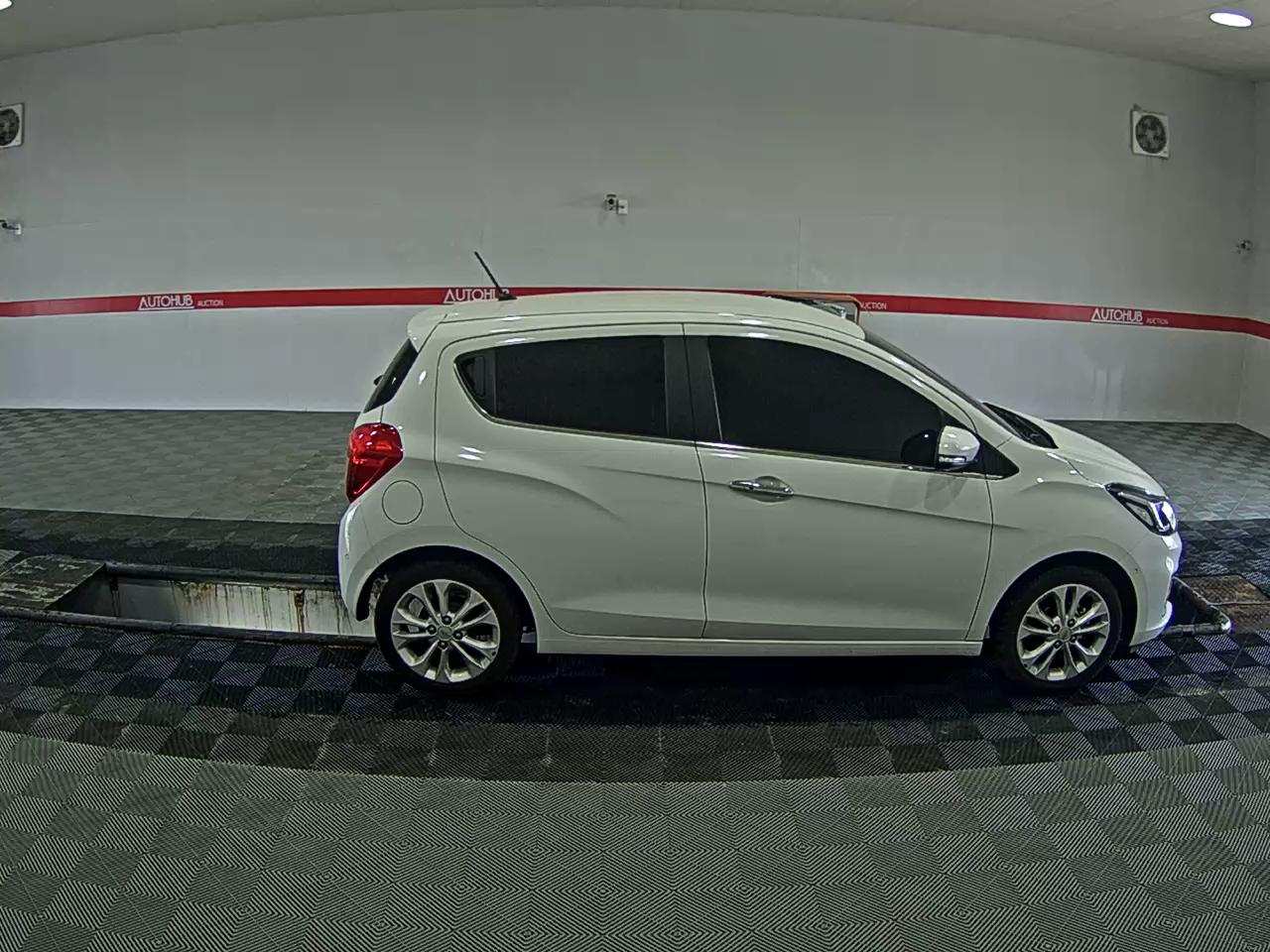 Chevrolet Spark 2019 - Image 3